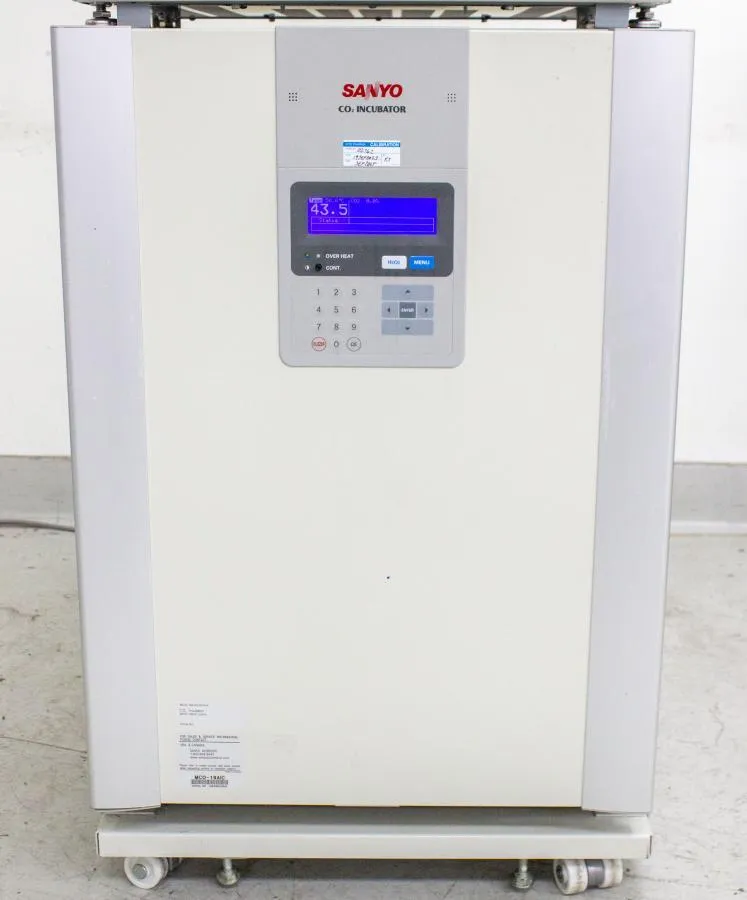 Sanyo MDF-U536 Biomedical Freezer 482 L - AS/IS - Powers on but does not  get cold - 3370145