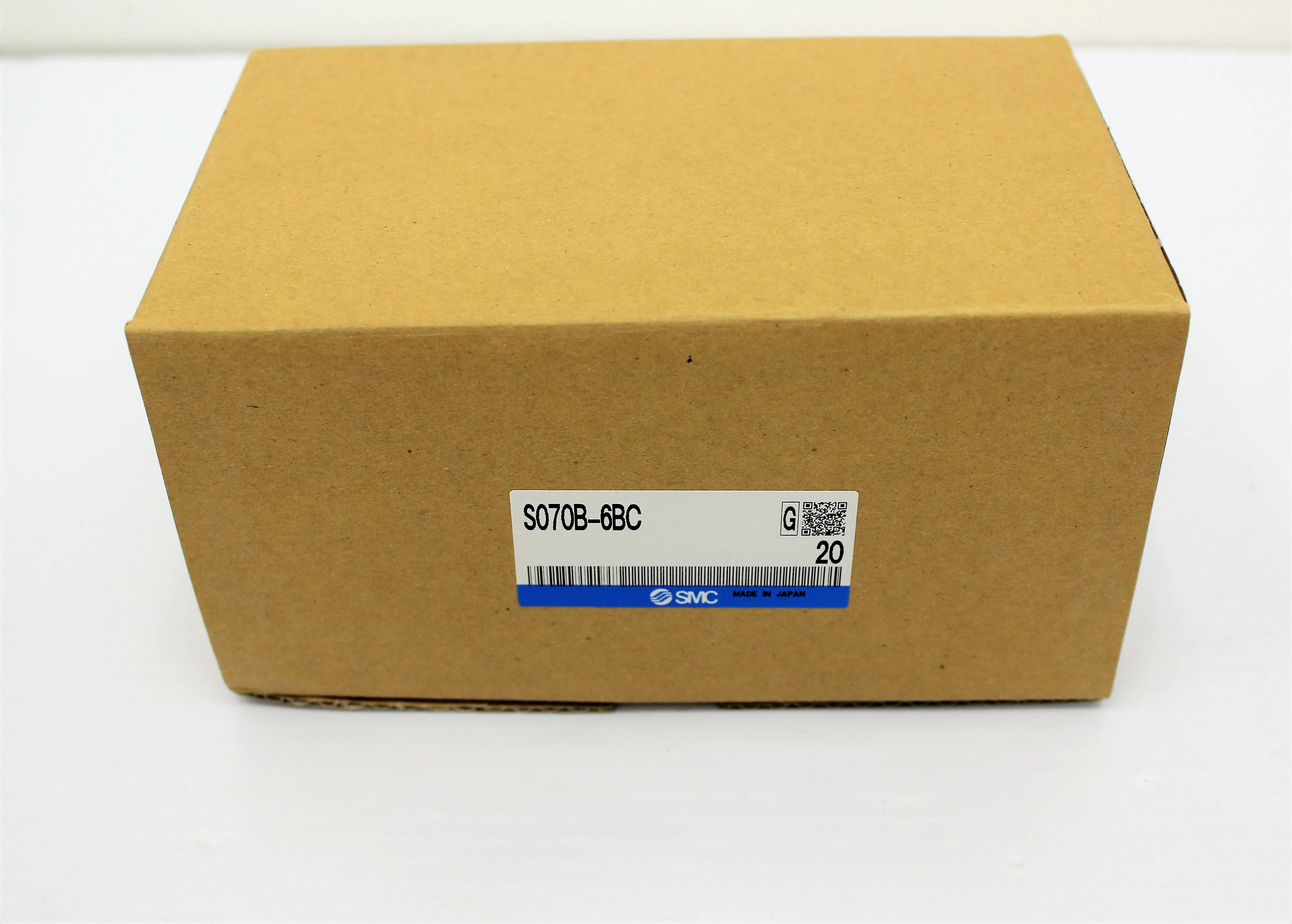 SMC S070B-6BC Solenoid Valve Box of 20 New Sealed Packs Lot:233357