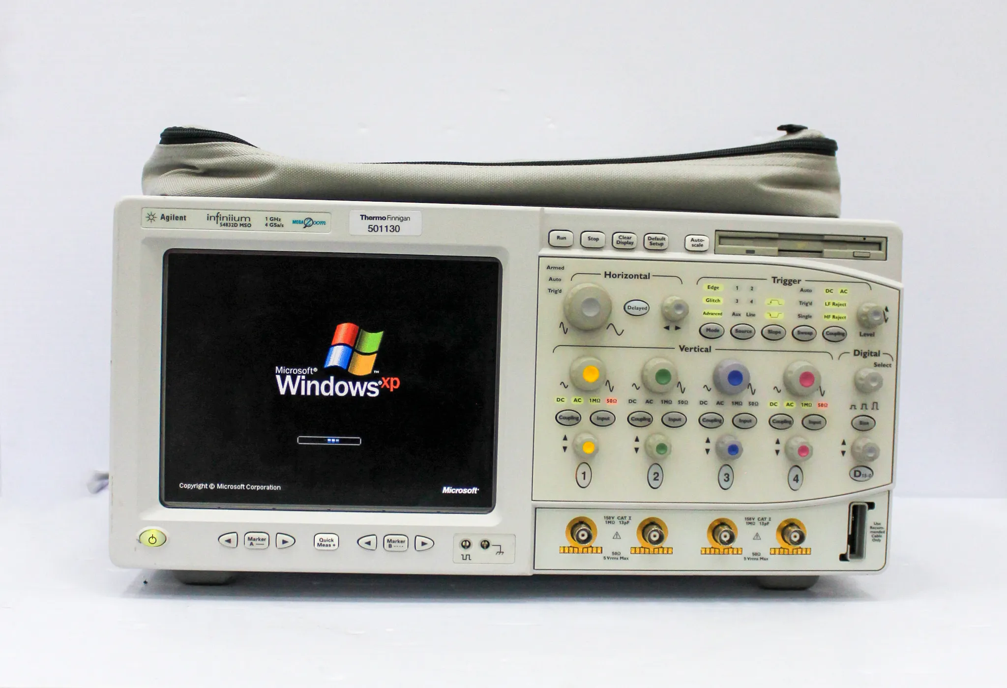 Agilent infiniium 1 GHz/4 GSa/s Model: 54832D MSO Mixed-Signal Oscilloscope