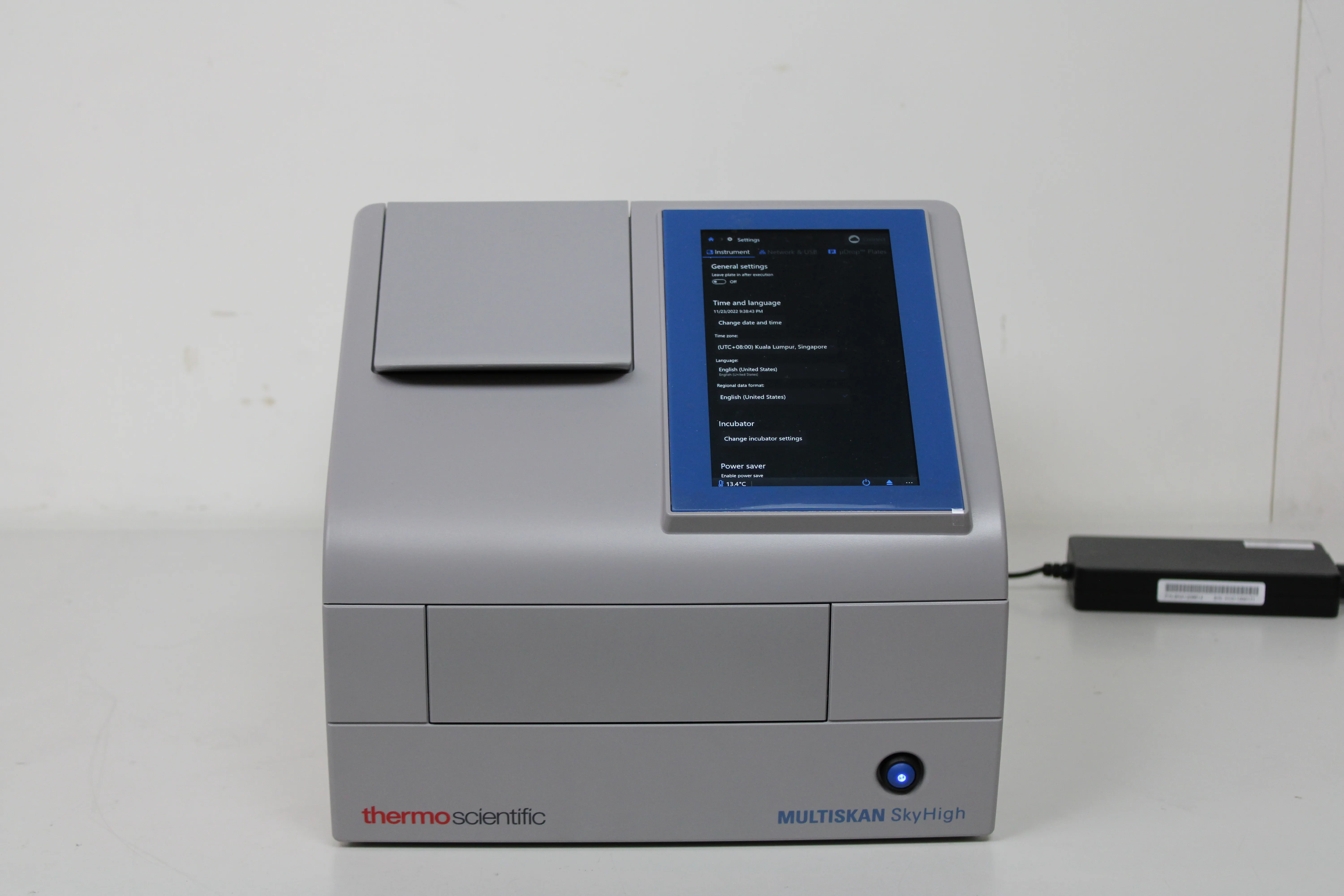 Thermo Scientific Multiskan SkyHigh Microplate Spectrophotometer