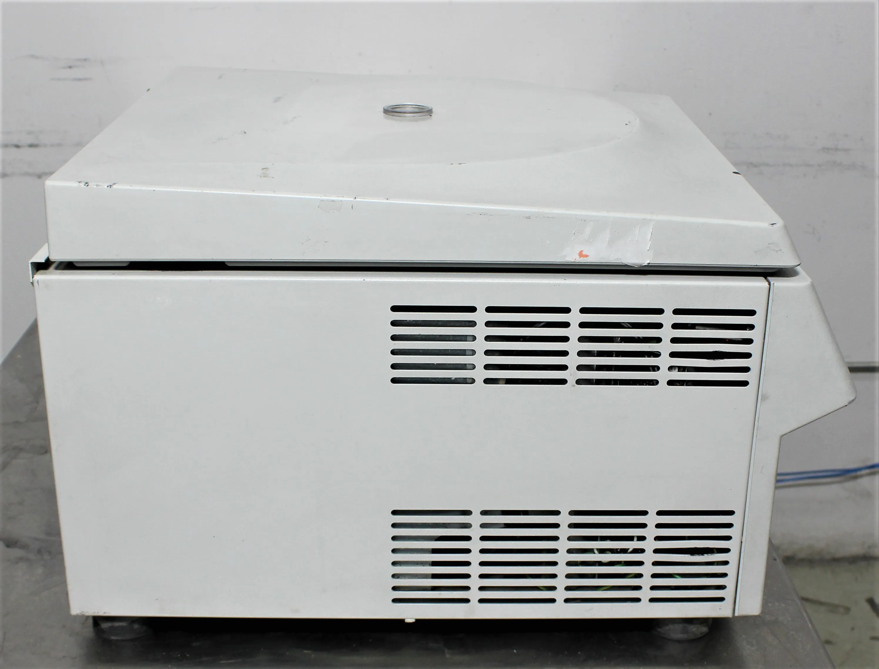 Eppendorf 5804 R Benchtop Centrifuge