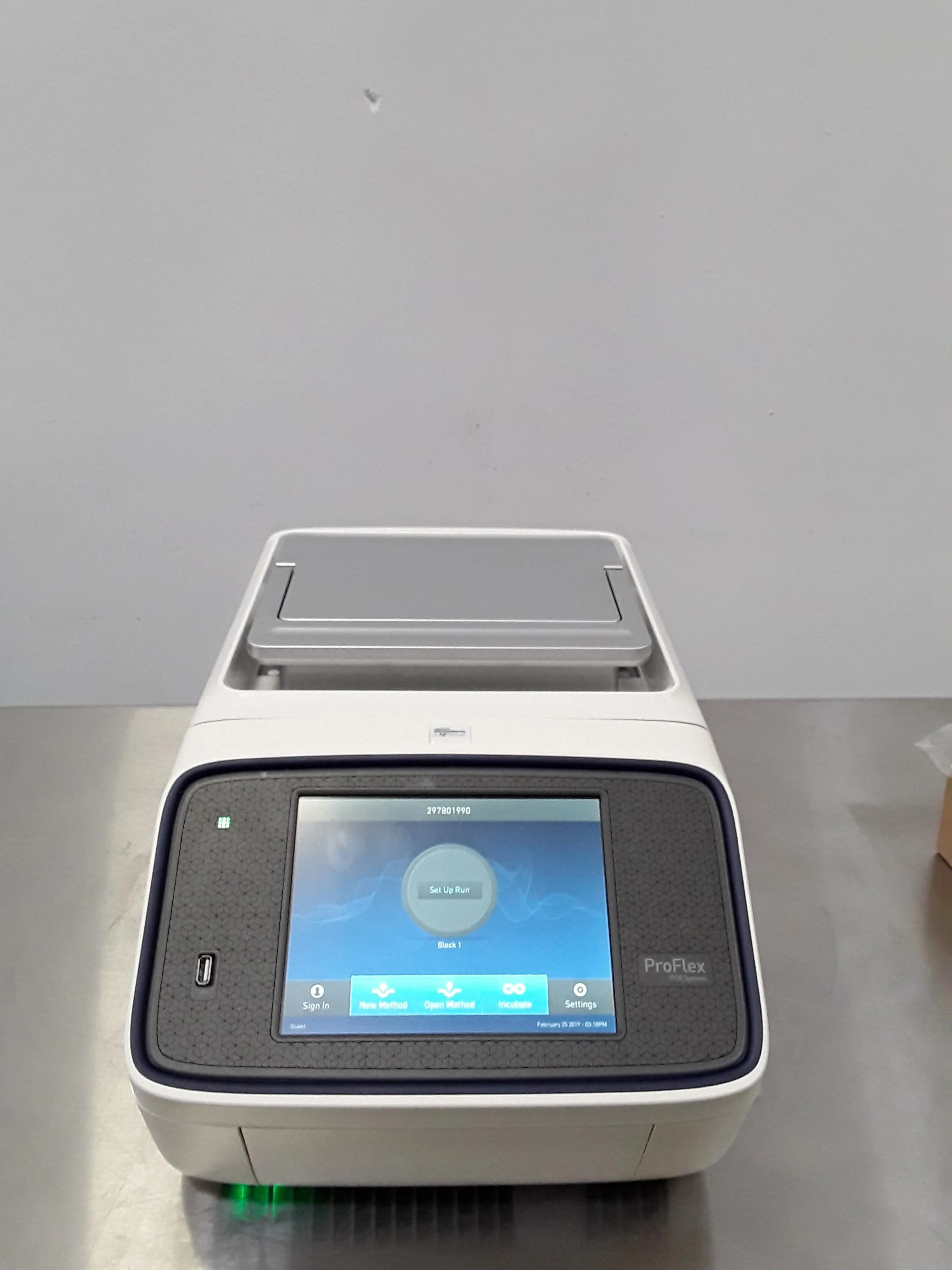 Applied Biosystems ProFlex Real Time PCR System 2 x 384-well PCR System - Class 1 Used