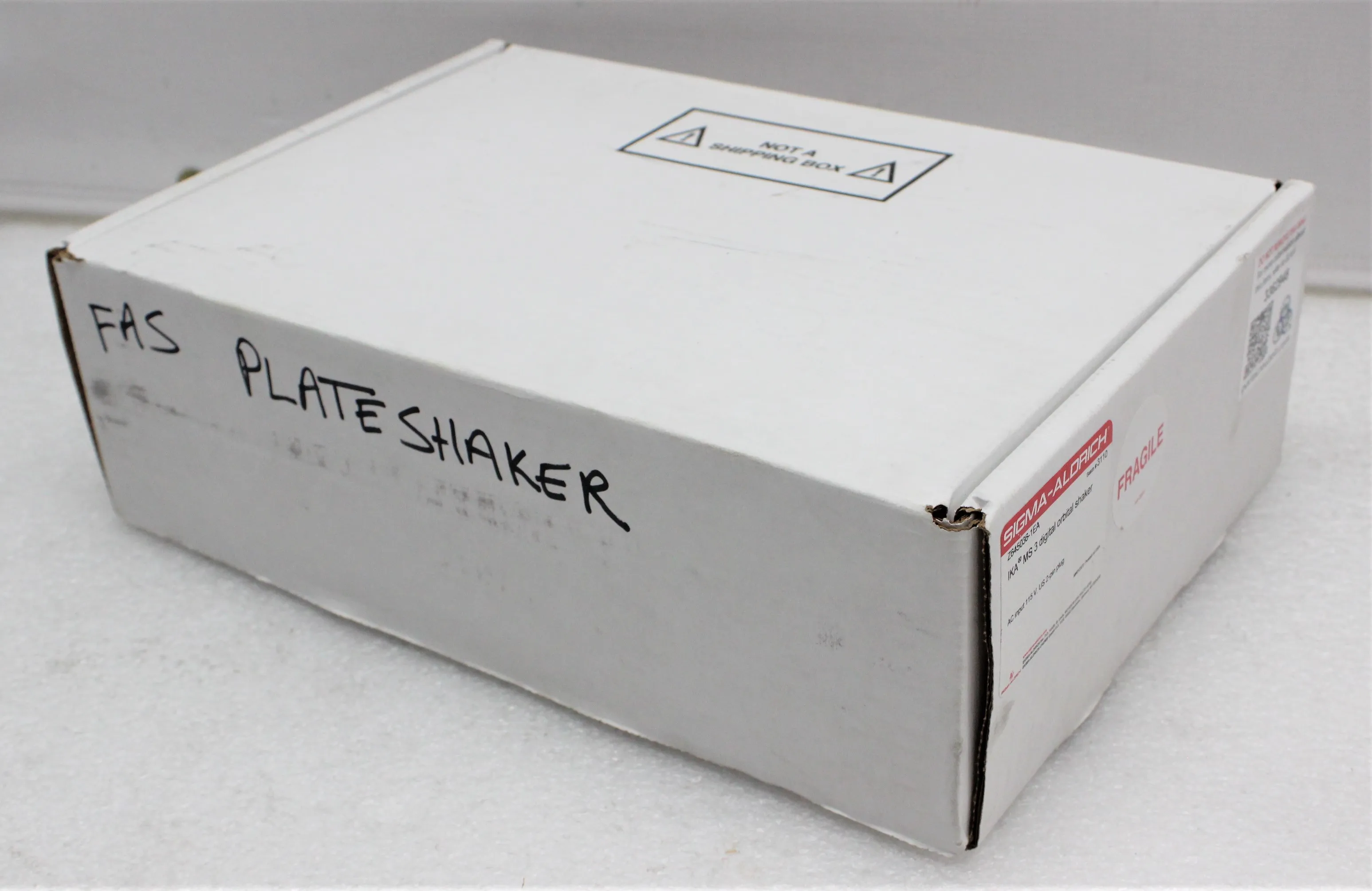 Sigma-Aldrich IKA MS 3 Digital Orbital Shaker 240V 50Hz/60Hz 03.380651