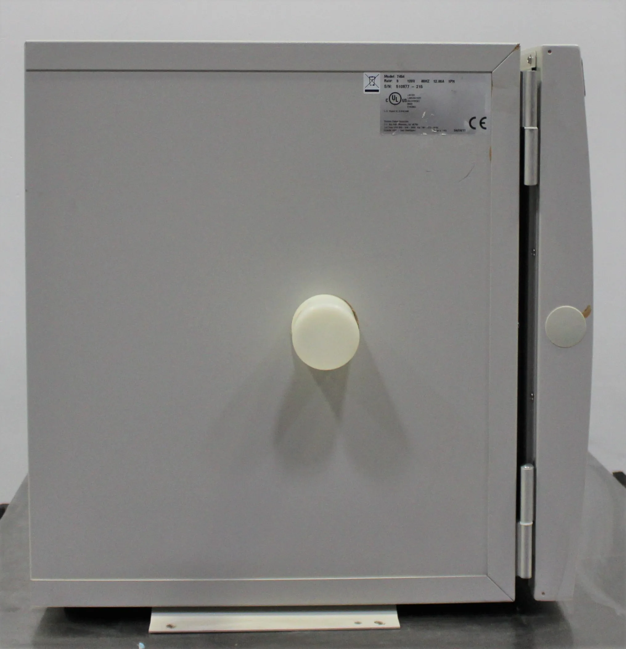 Thermo Fisher Cryofreezer 7454 - Controlled-Rate Freezer with PC Programmability and Alarm Monitoring