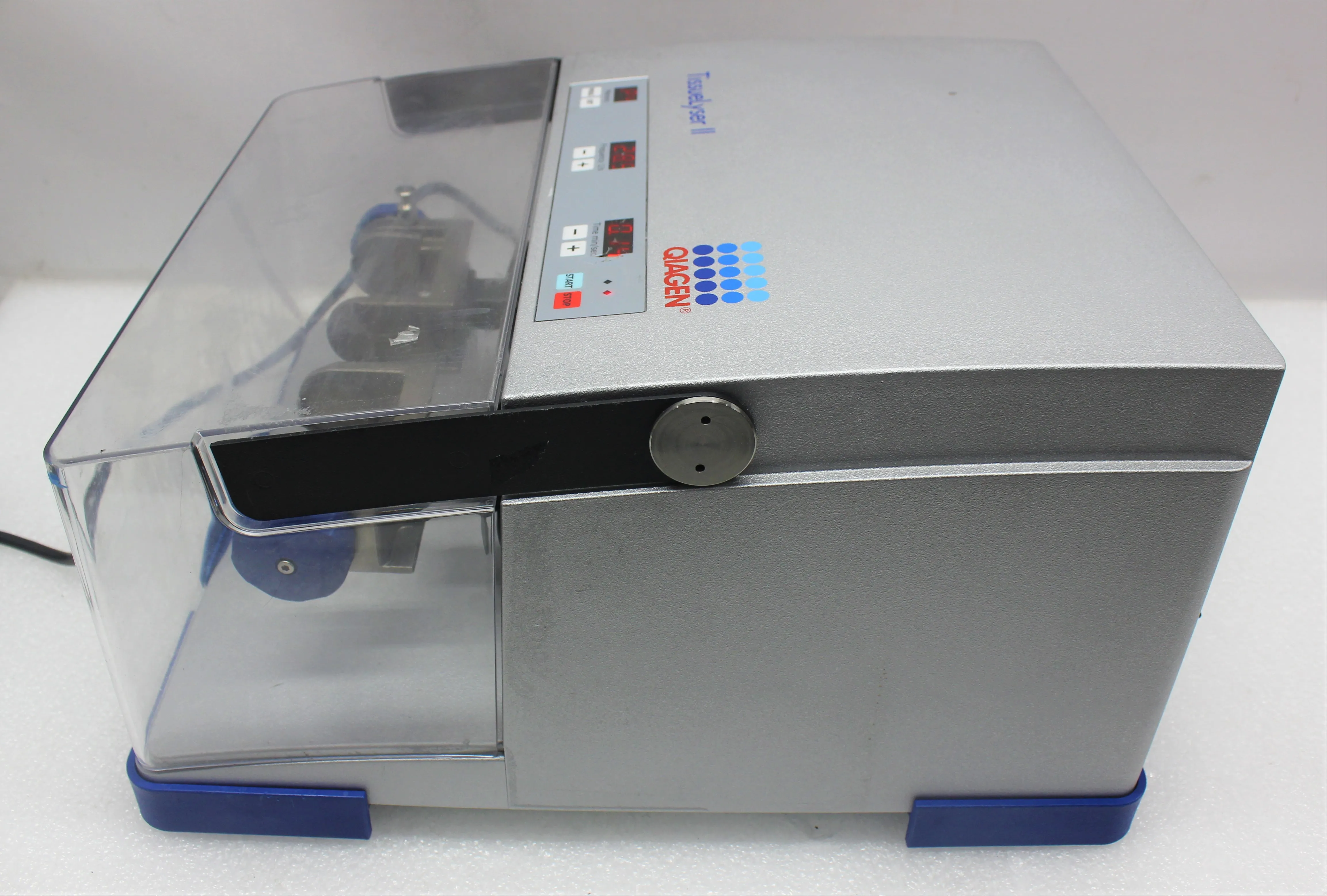 Qiagen TissueLyser 2 Homogenizer