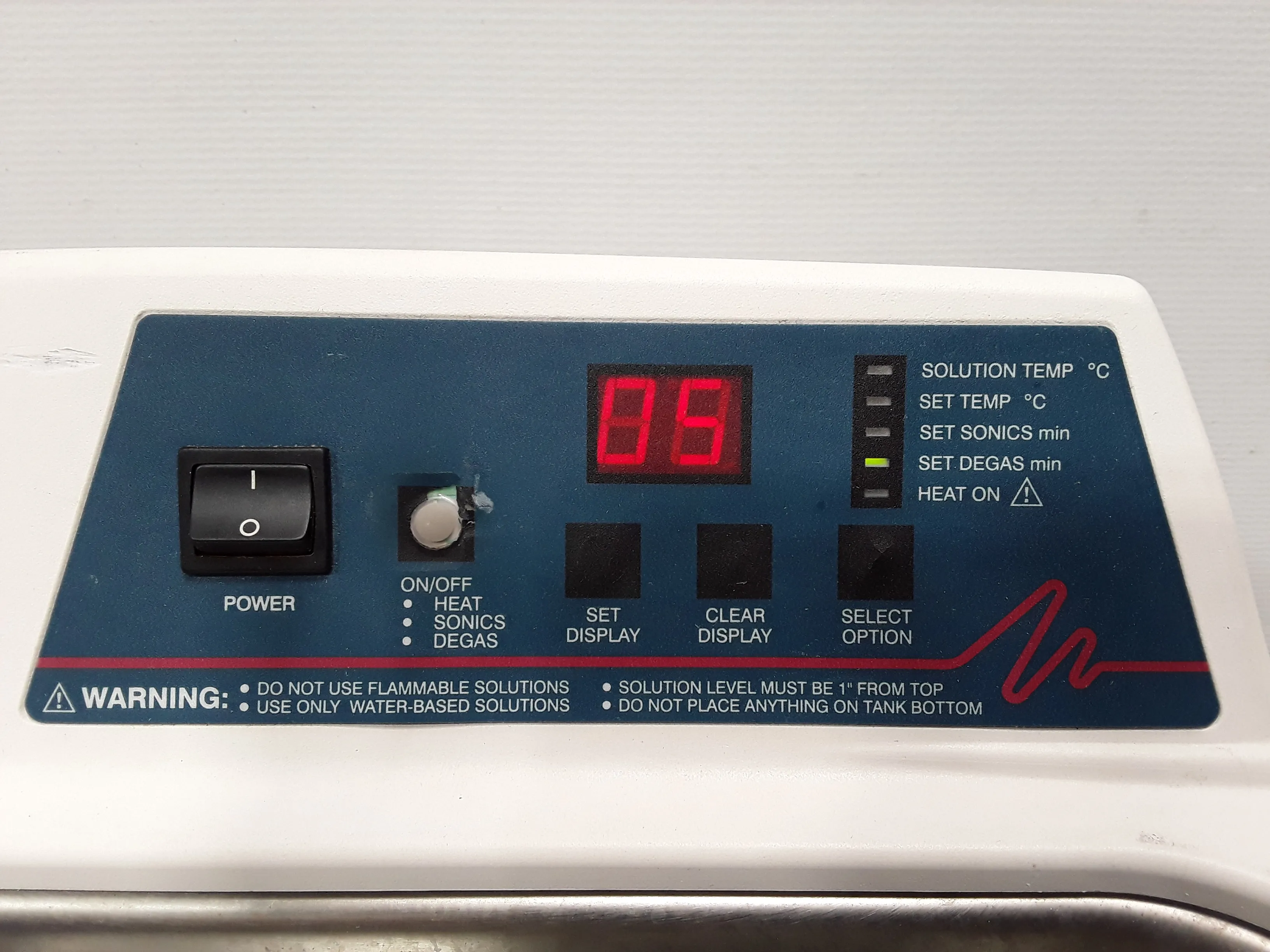 Branson 5510R-DTH Ultrasonic Cleaner Model 5510 - Used