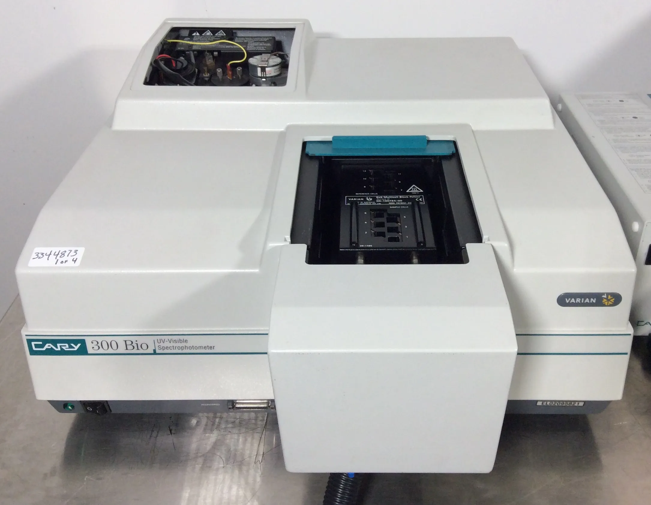 Varian Cary 300 Bio UV-Visible Spectrophotometer w/ Temperature Controller