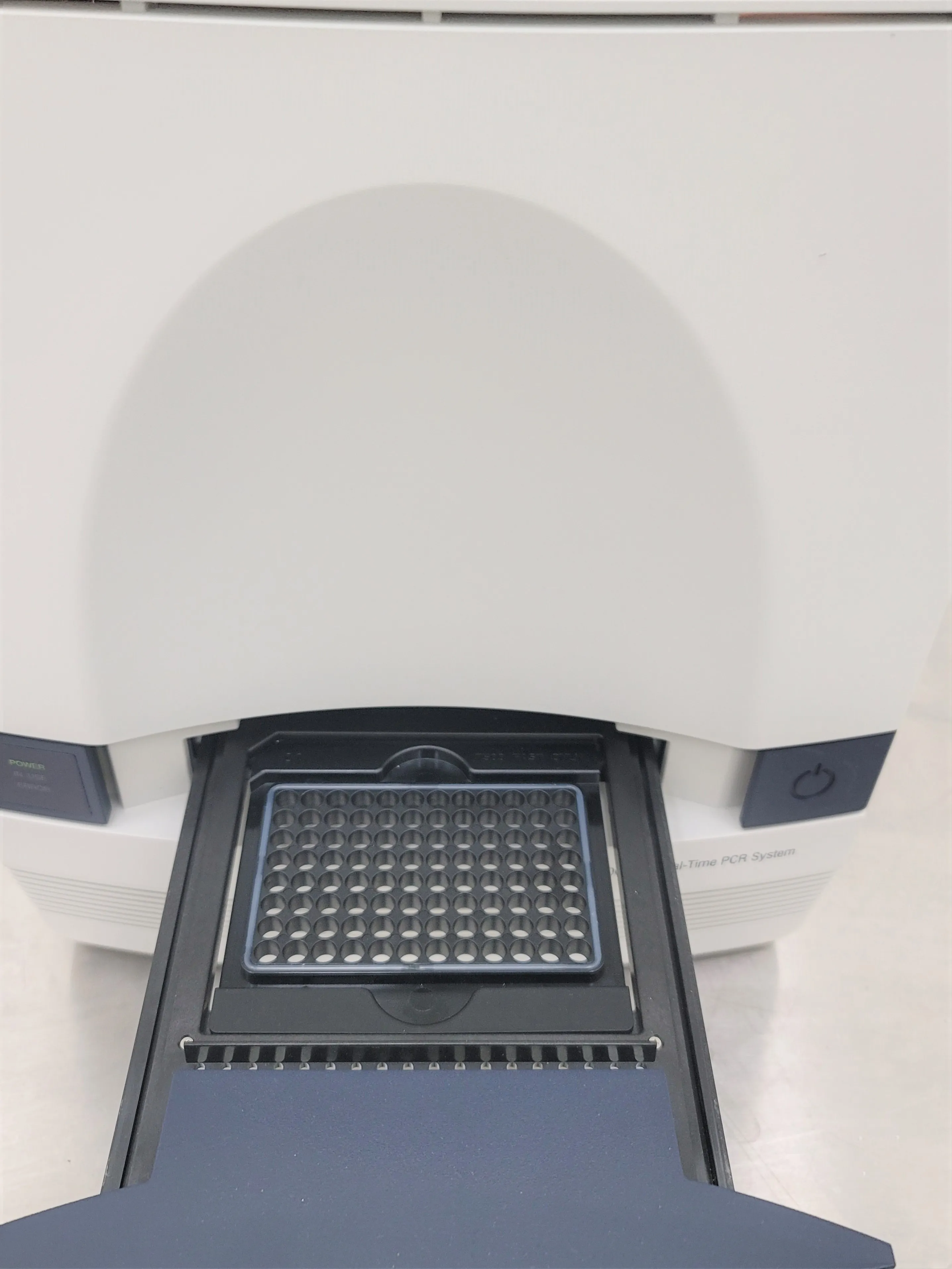 Applied Biosystems 7500 Fast Real-Time PCR System