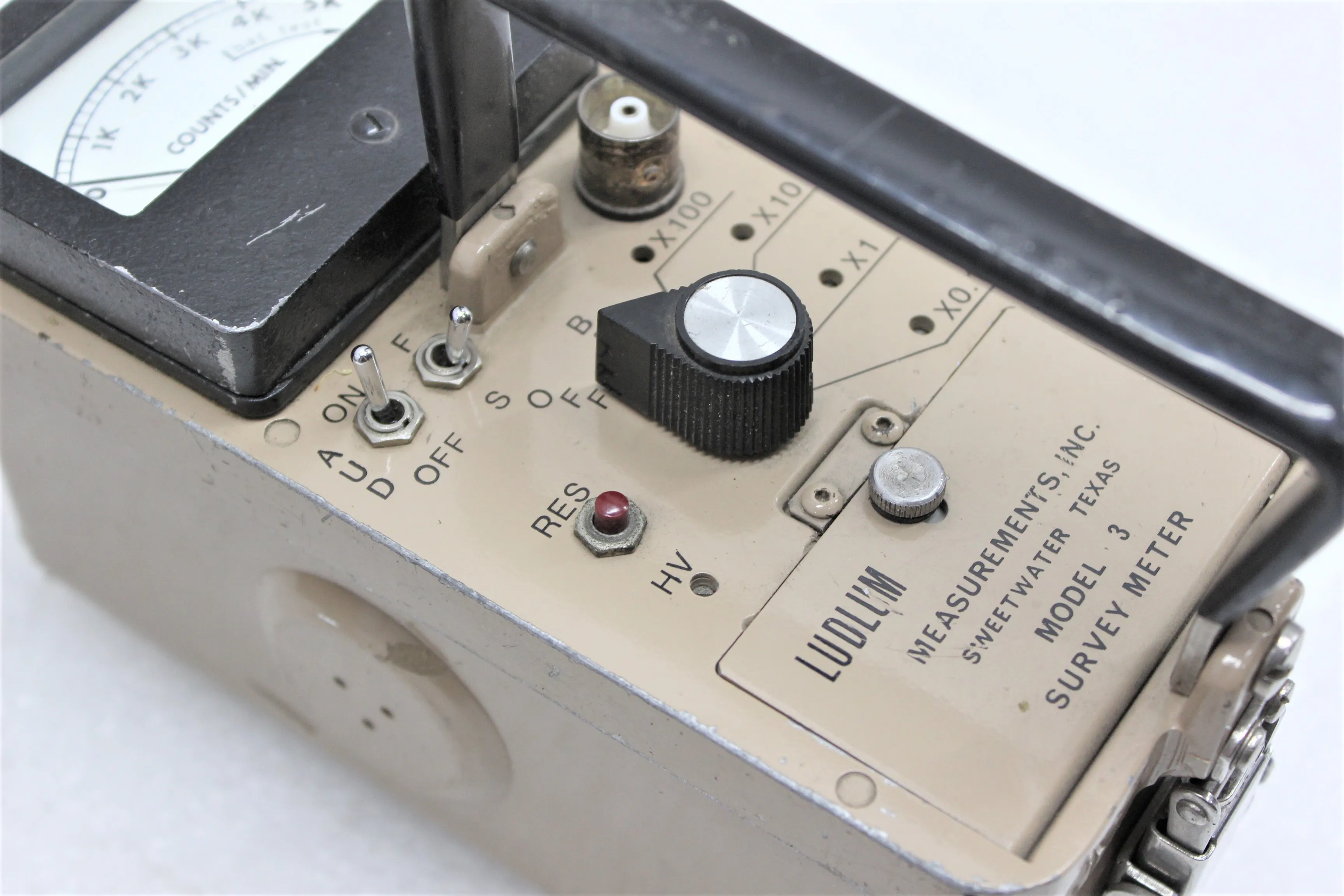 Ludlum Model 5 Geiger Counter - Used Laboratory Accessory