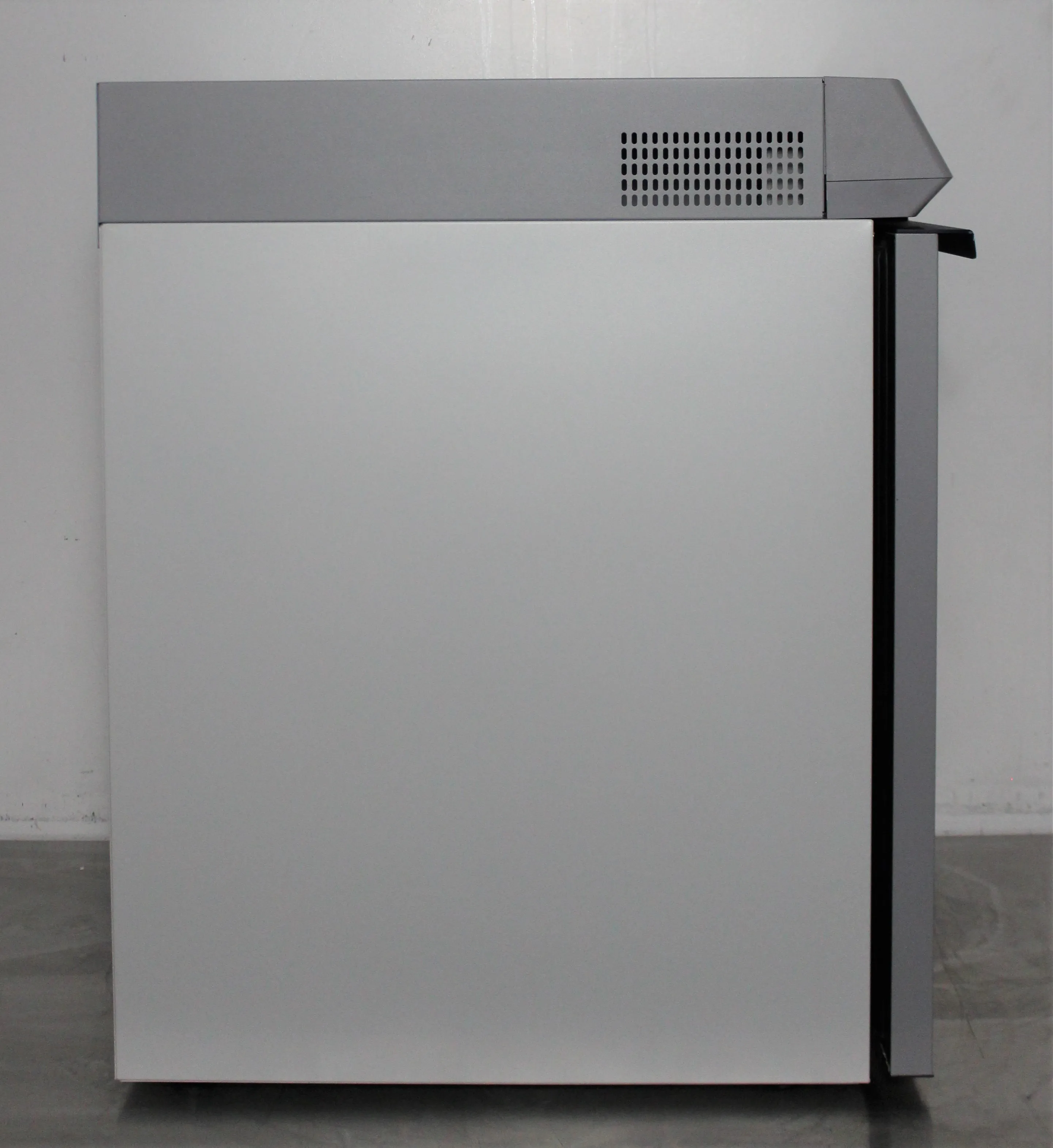 Thermo Fisher TSG Series Undercounter Refrigerator - Used Lab Equipment