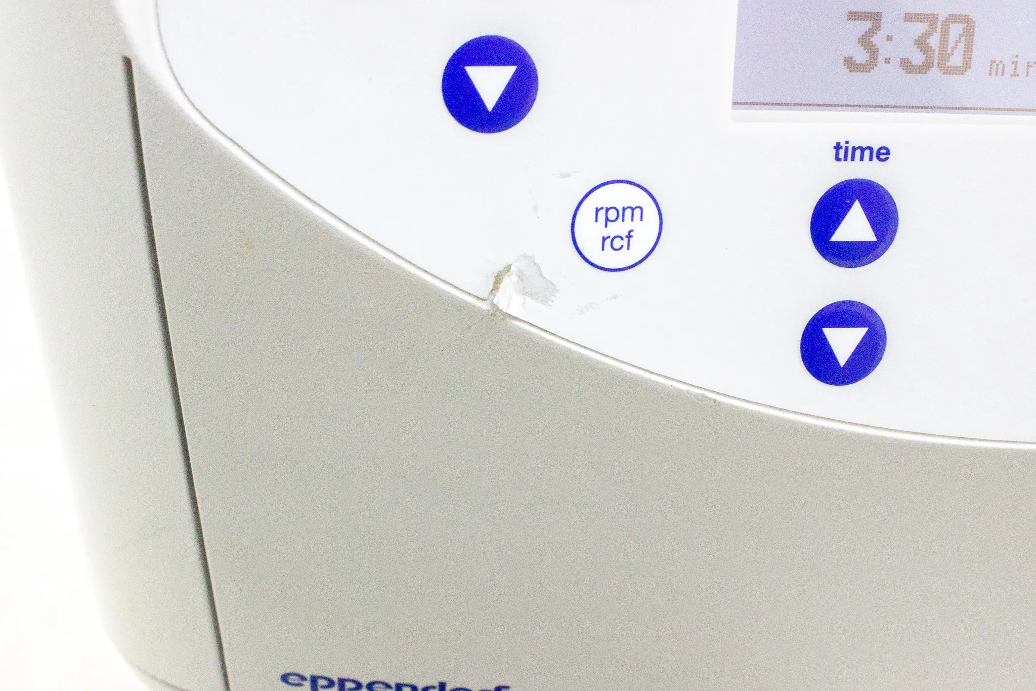 Eppendorf 5427 High Speed Benchtop Micro Centrifuge w/ FA-45-30-11 Rotor