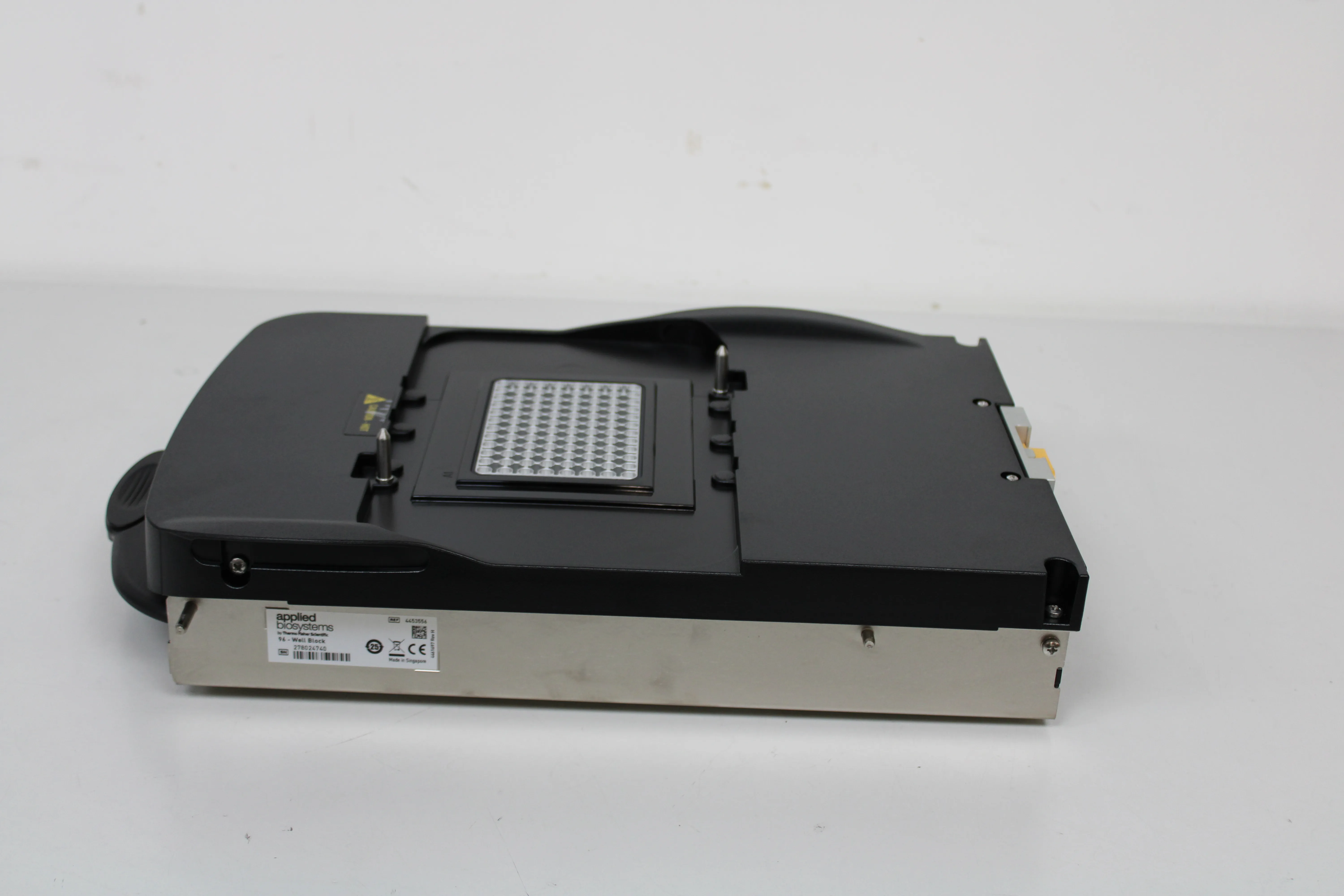 Applied Biosystems ViiA 7 Array 96-Well Block PCR Accessory