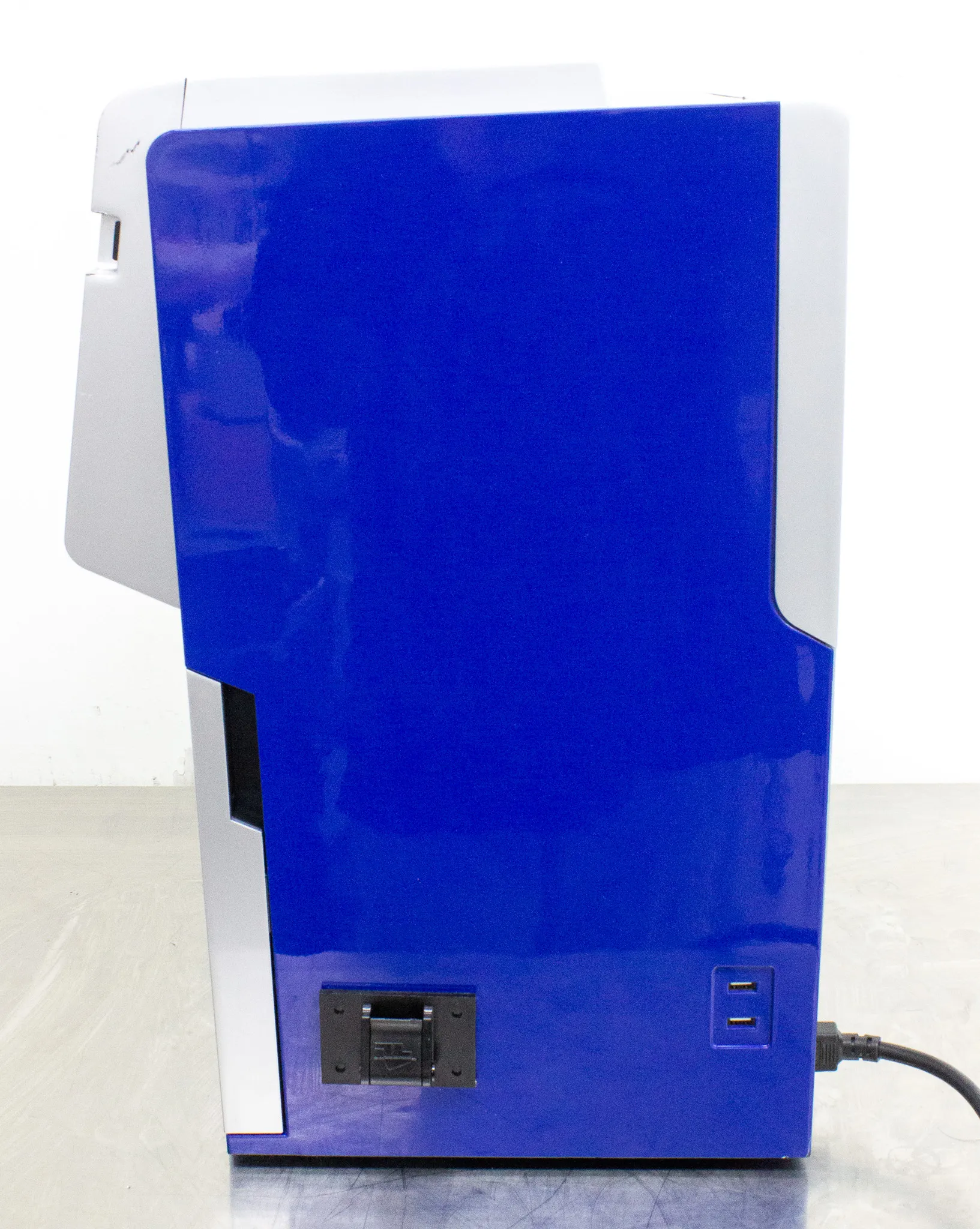 Azure Biosystems C200 Bioanalytical Imaging System Gel Imaging Workstation