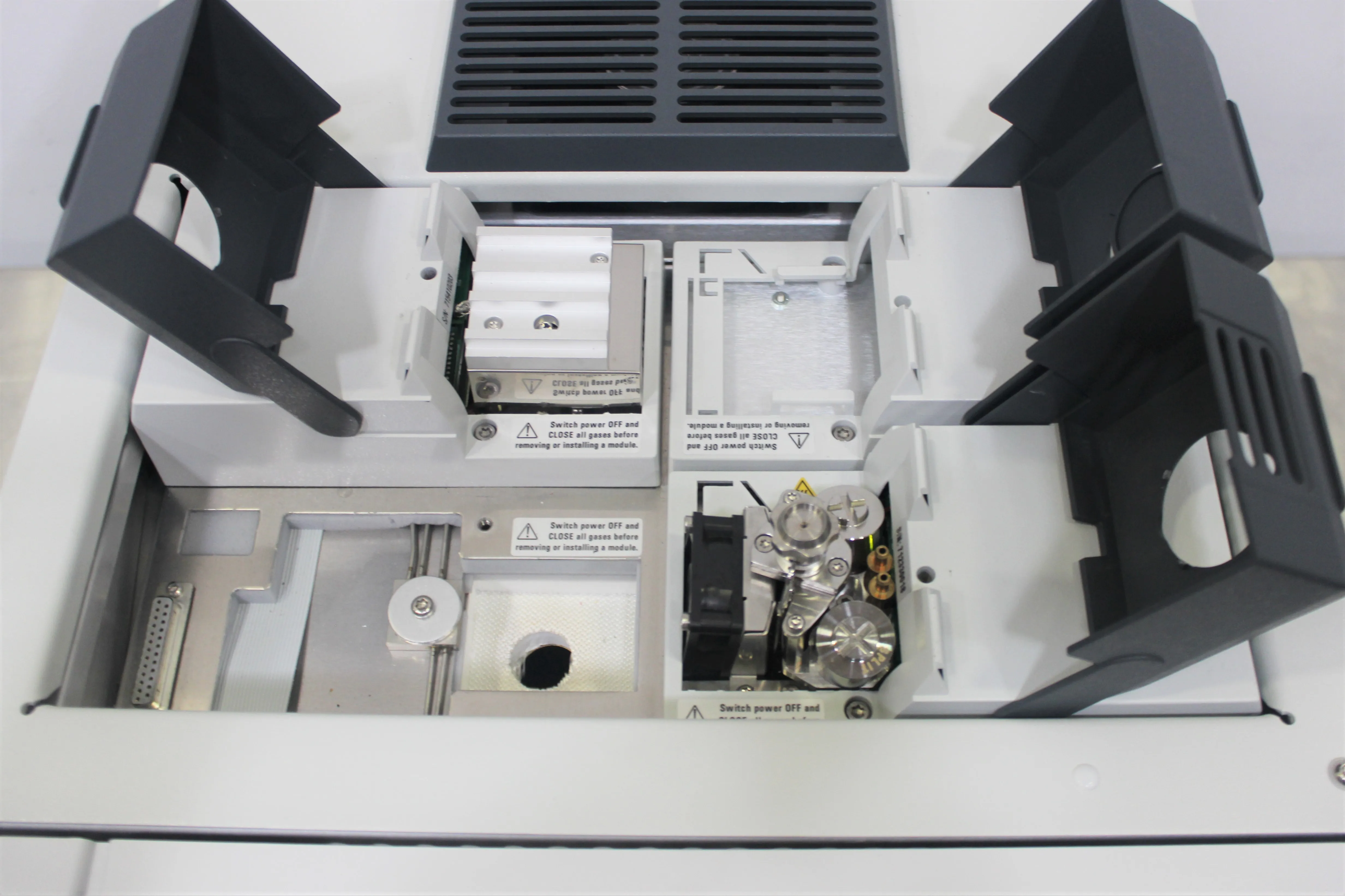 Thermo Scientific Trace 1300 GC System