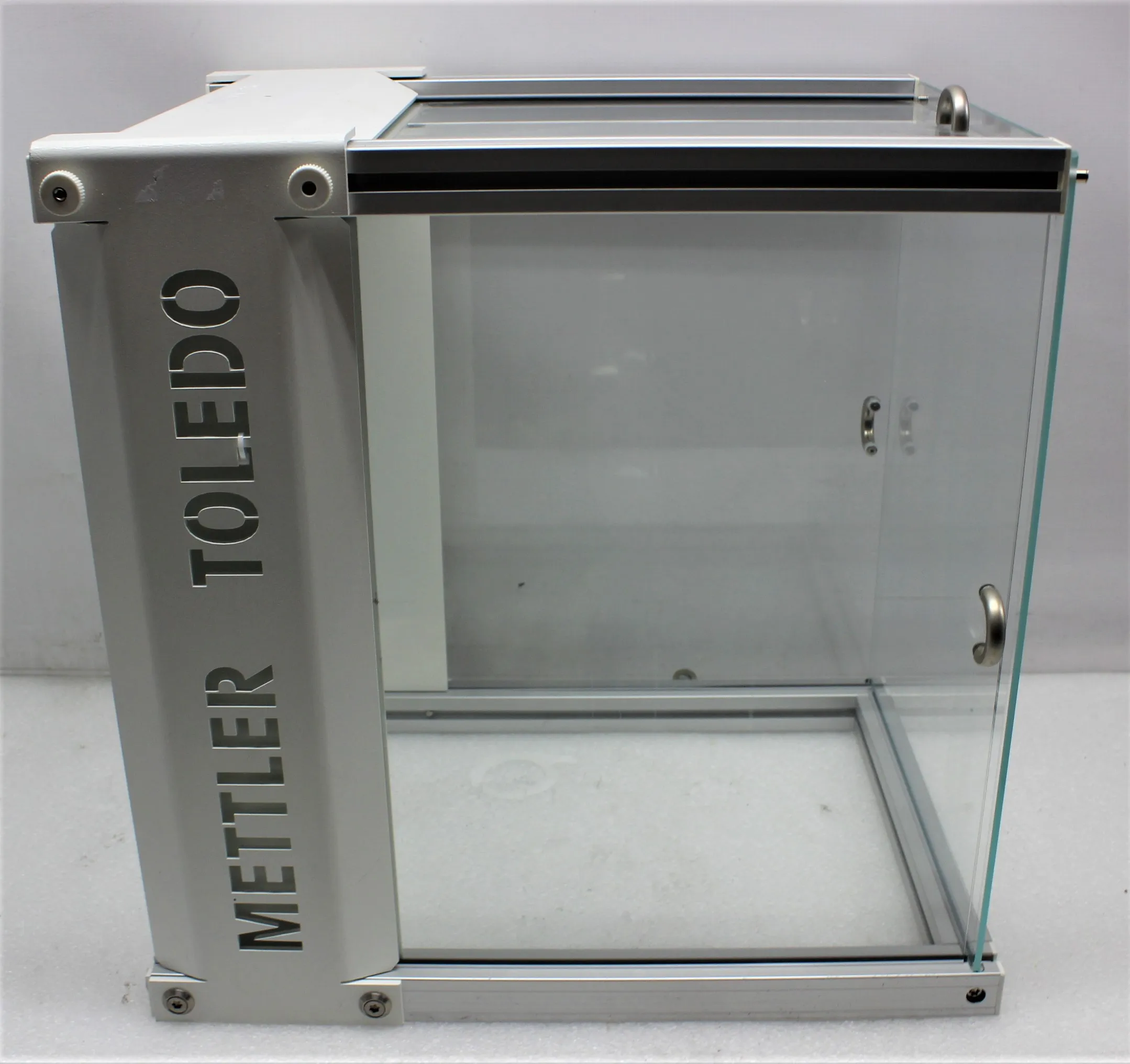 Mettler-Toledo 11121071 Flexible Glass Draft Shield with Sliding Door for WXS and WXT Modules