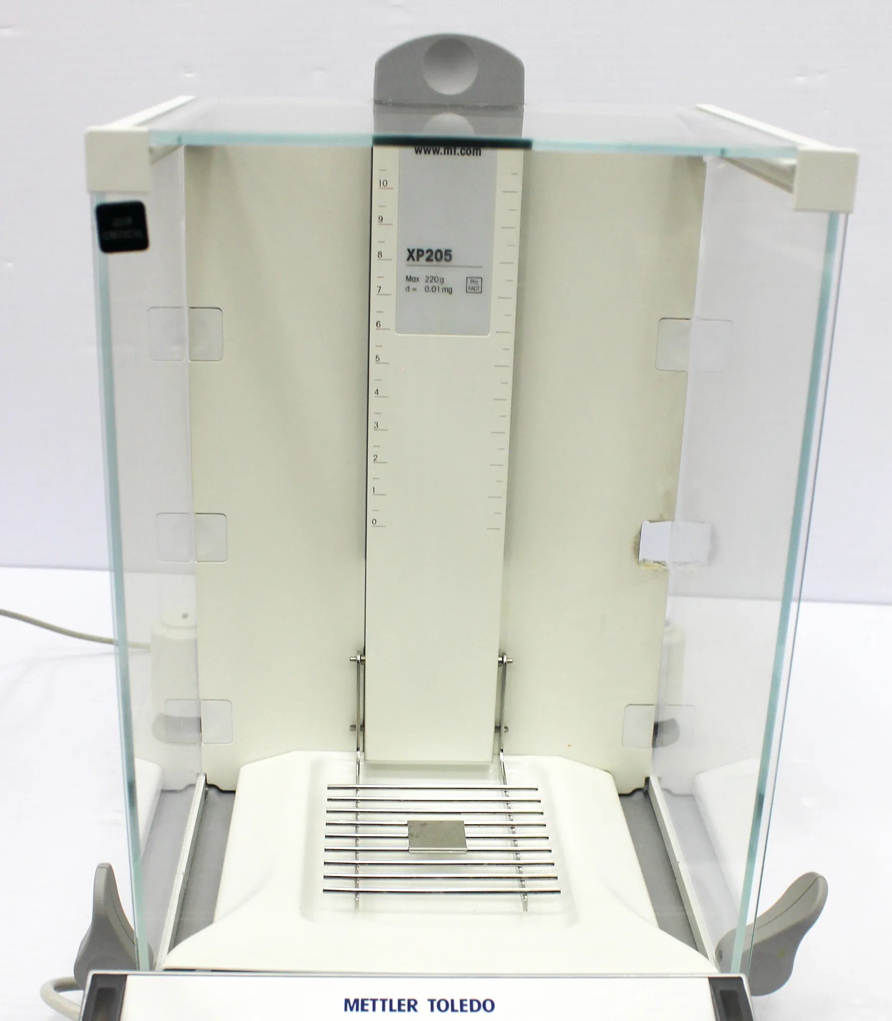 Mettler Toledo Excellence XP205 Analytical Balance with Smart Features