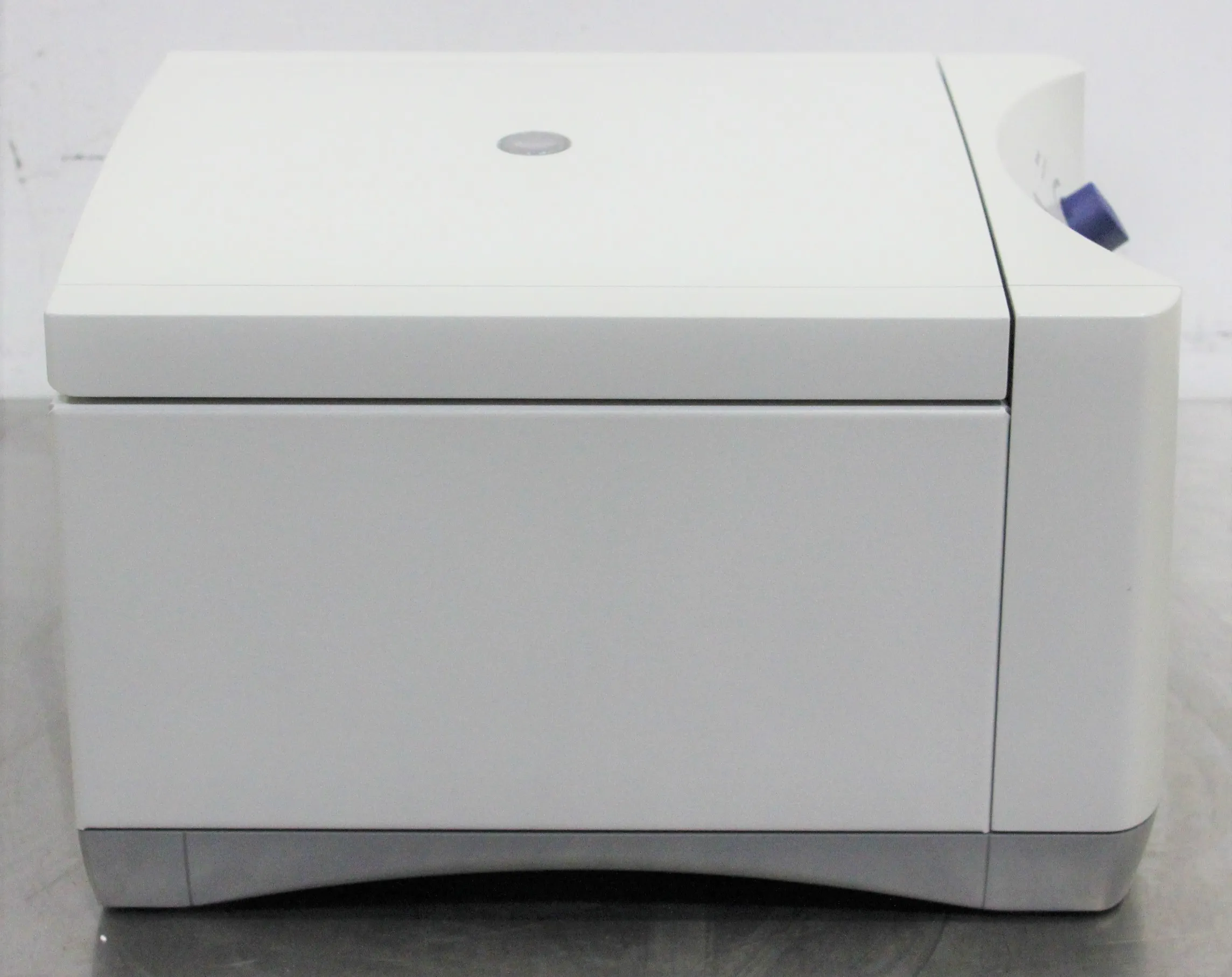 Eppendorf 5702 Benchtop Centrifuge with A-4-38 Rotor 120V 60Hz 0013309