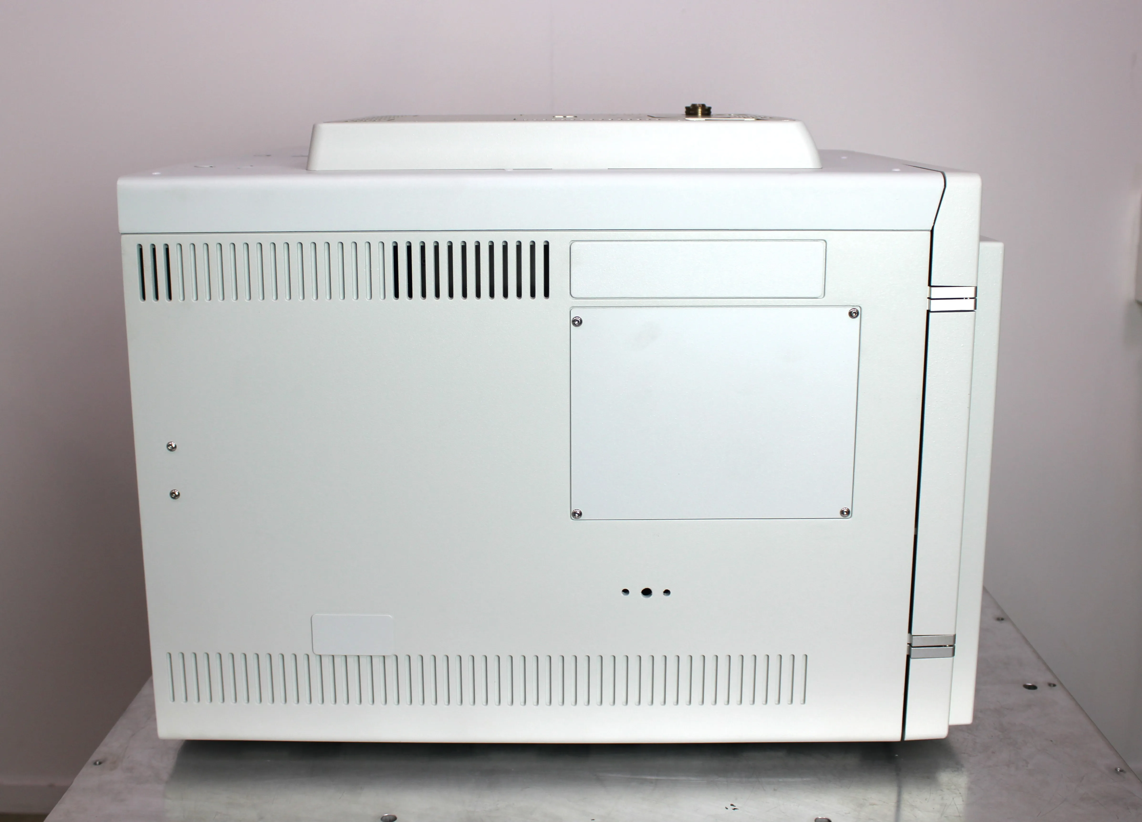 Thermo Fisher Trace GC Ultra Gas Chromatograph, PN K073000000000D0, Unused, 230V, 50Hz/60Hz, 30-Day Warranty