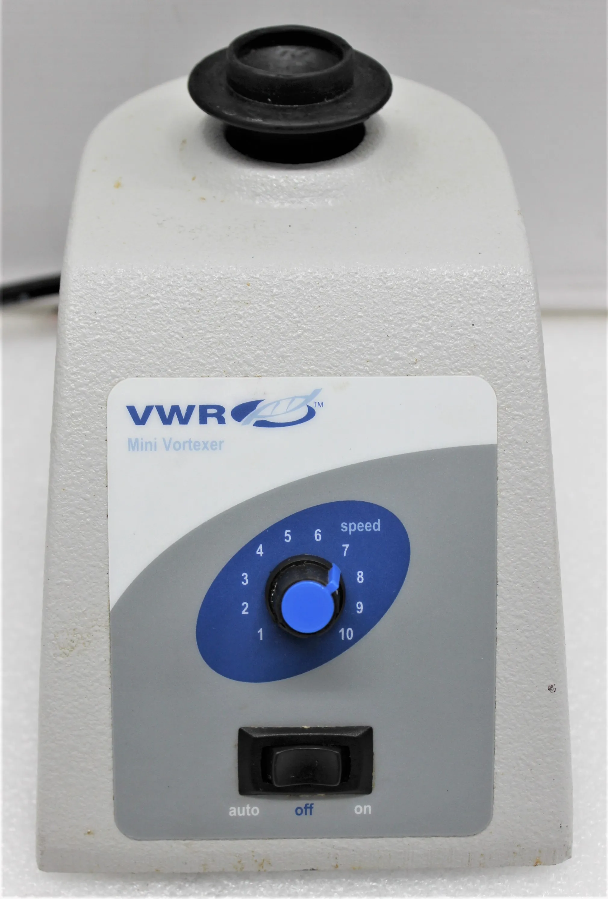 VWR Scientific Standard Mini Vortexer Cat No. 58816-121