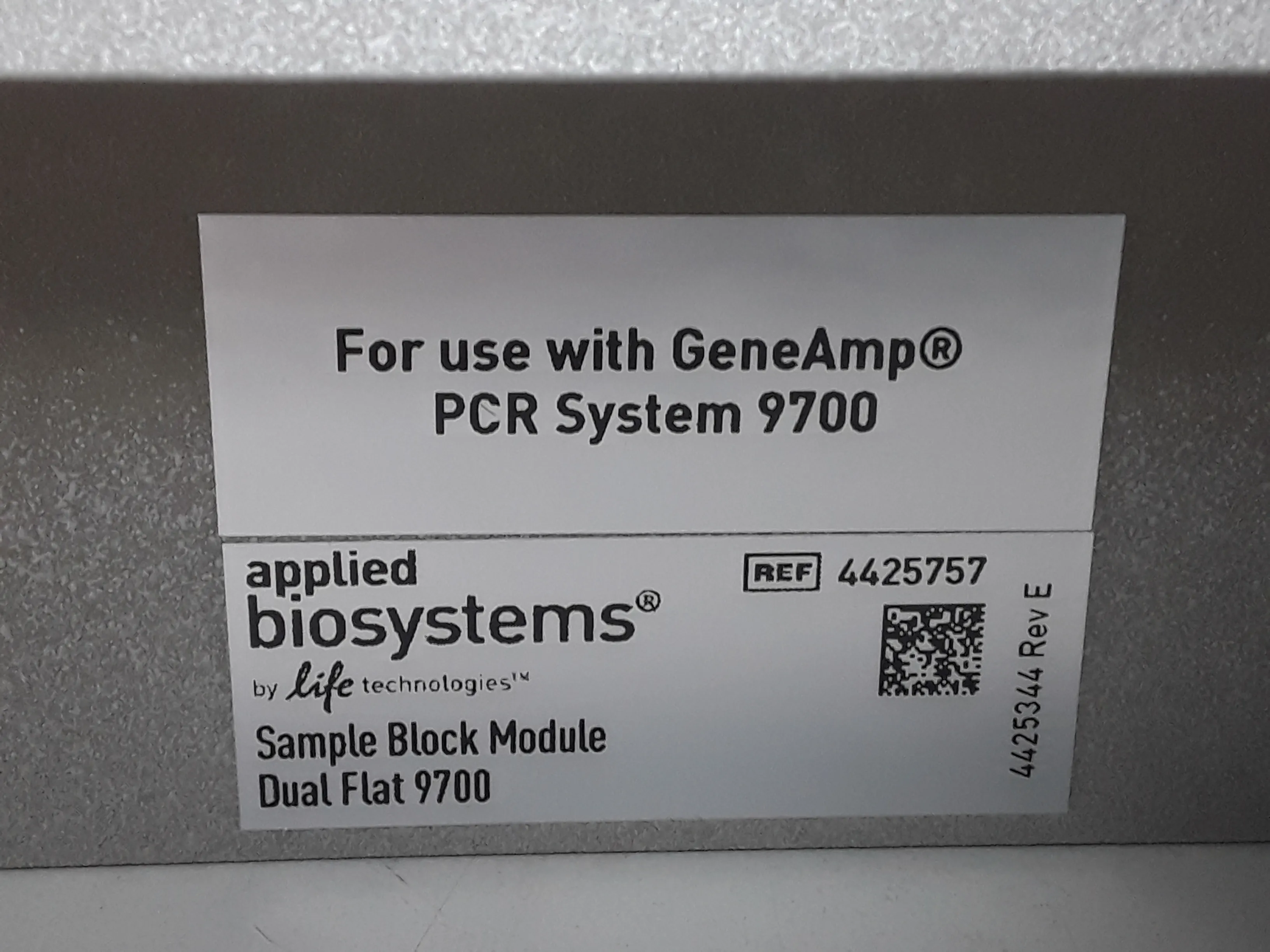 Applied Biosystems PCR Thermal Cycler 4425757