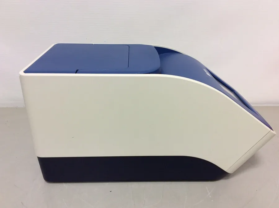 Applied Biosystems 9901 Veriti 96-Well Fast Thermal Cycler