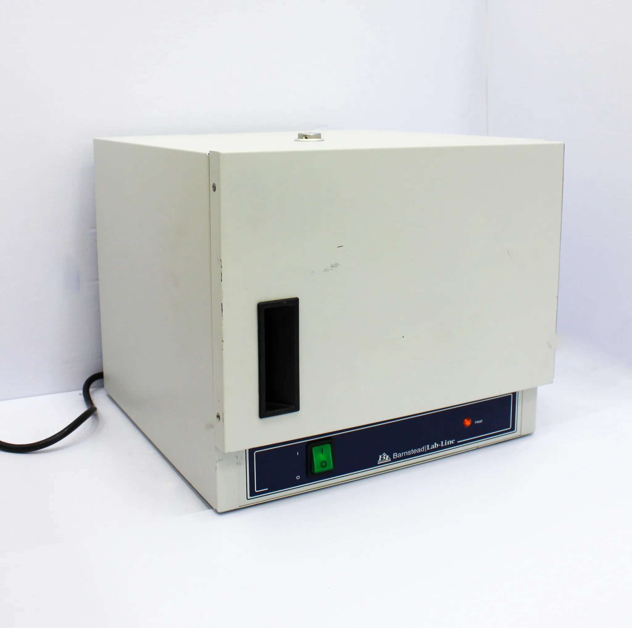 Barnstead International Compact Incubator Model: 100