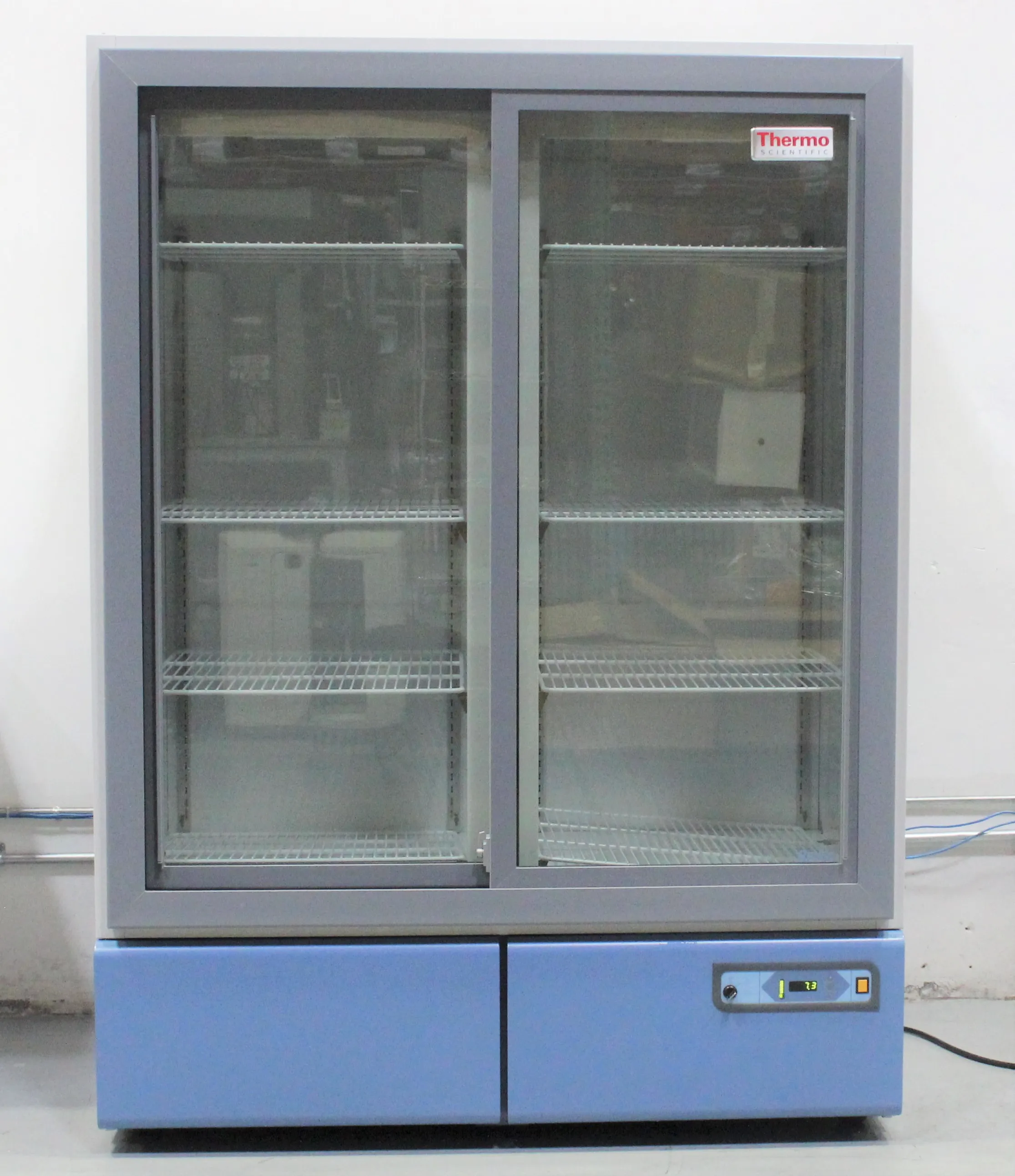 Thermo Scientific Revco REL4504A Laboratory Refrigerator with Glass Doors