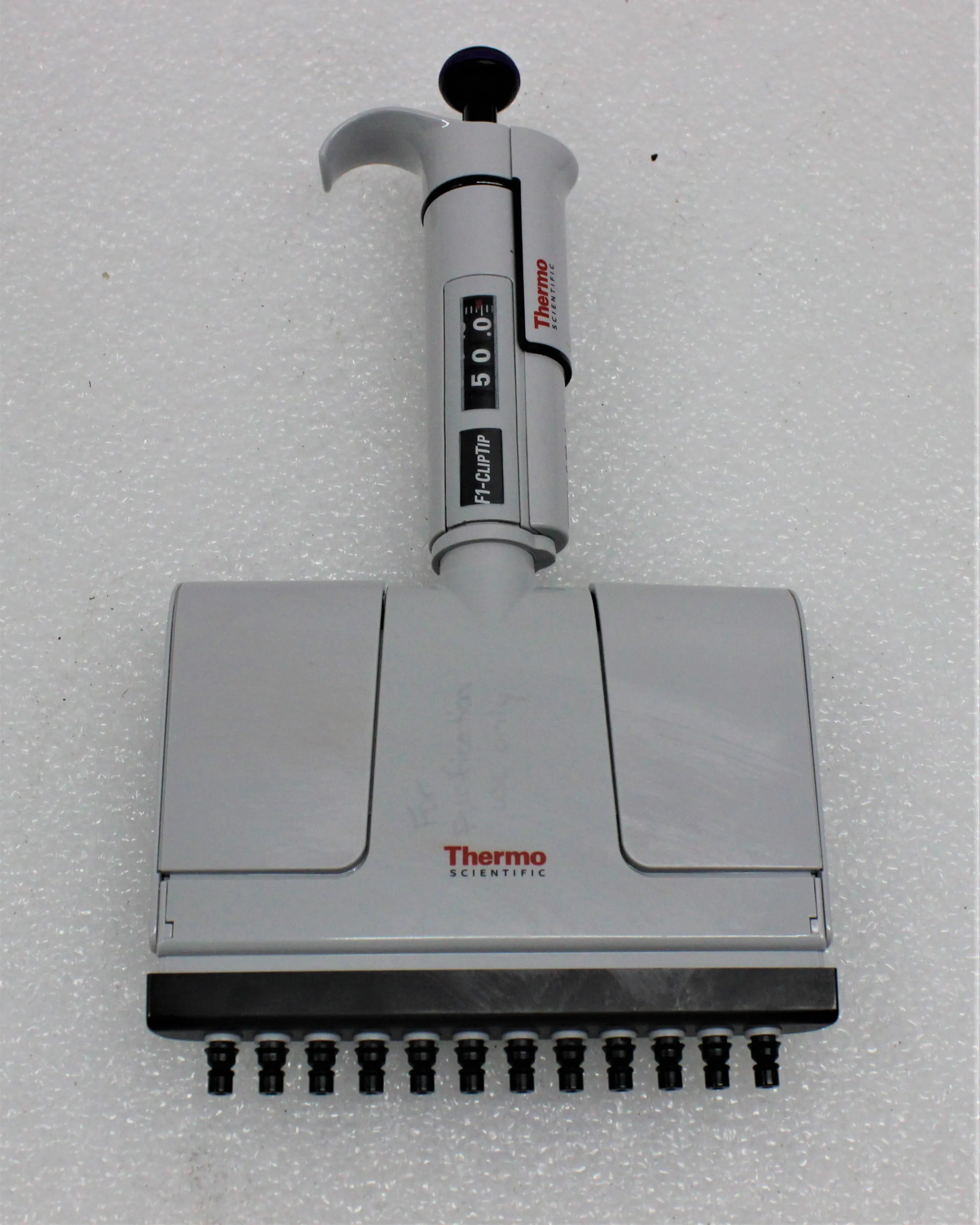 Thermo Scientific 4661010N Pipettor