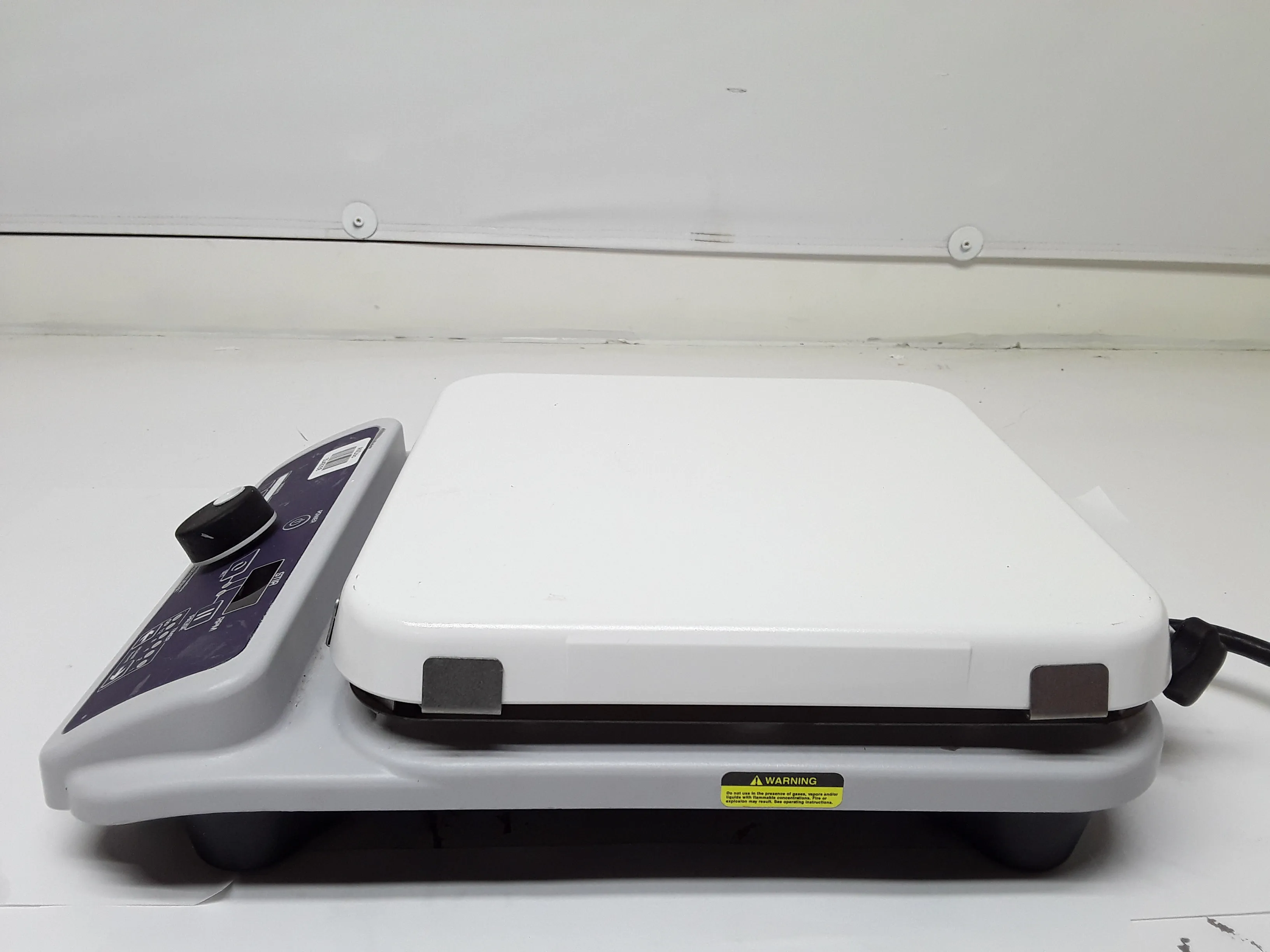 Barnstead Thermolyne Super-Nuova S133935 Digital Magnetic Stirrer