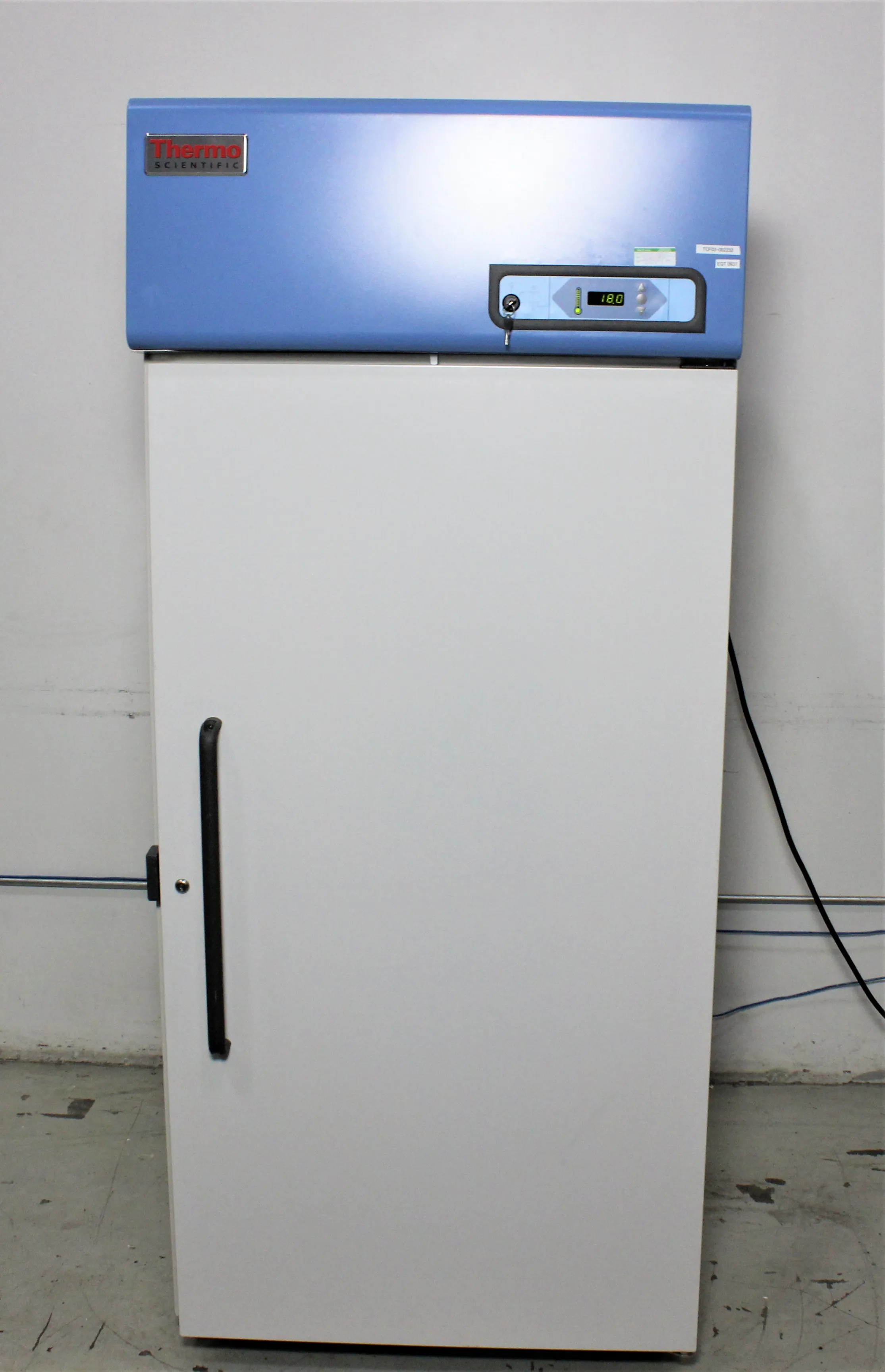 Thermo Scientific UGL302A Freezer