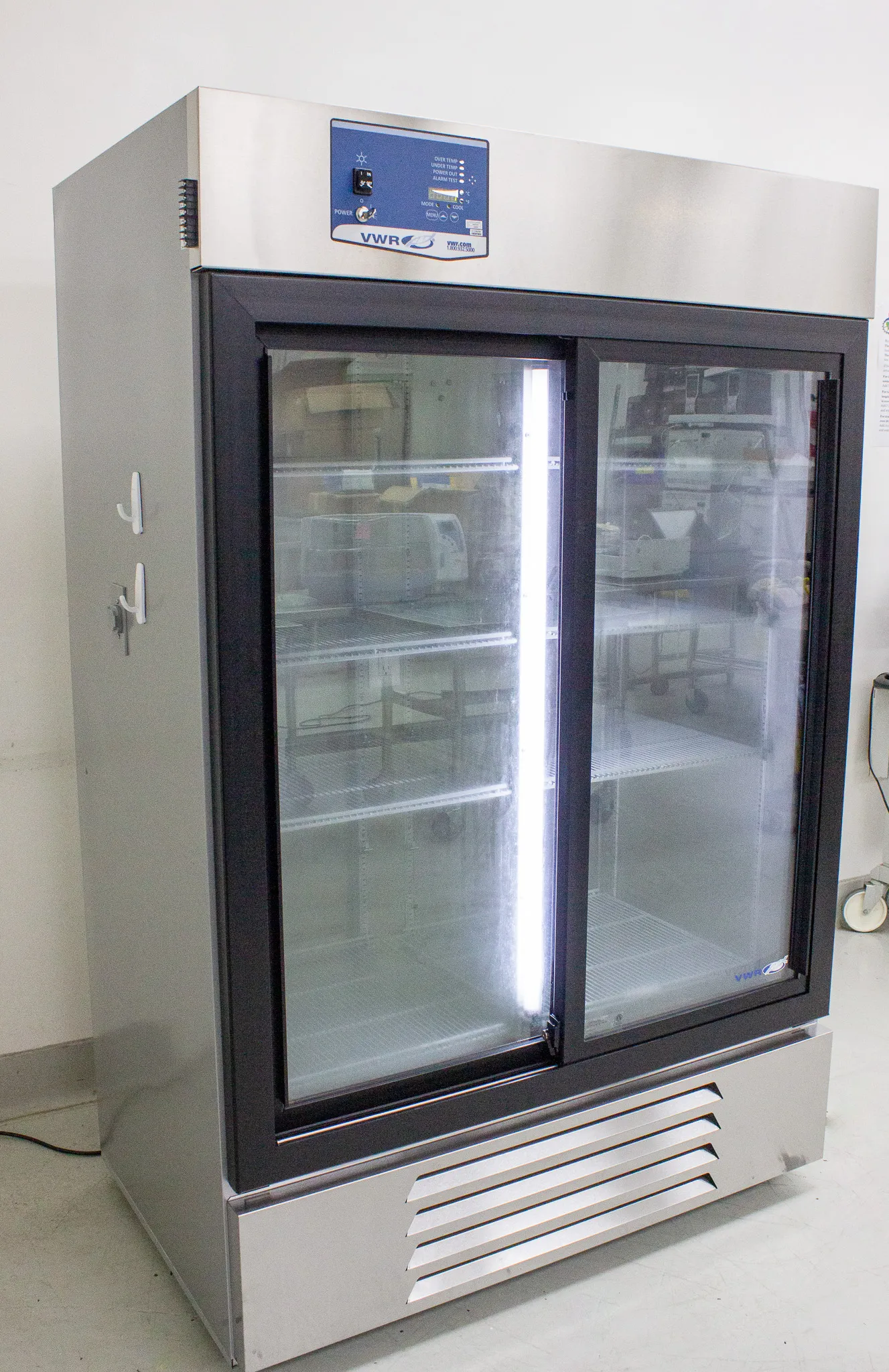 VWR Chromatography Refrigerator MH45SS-GAEE-VW