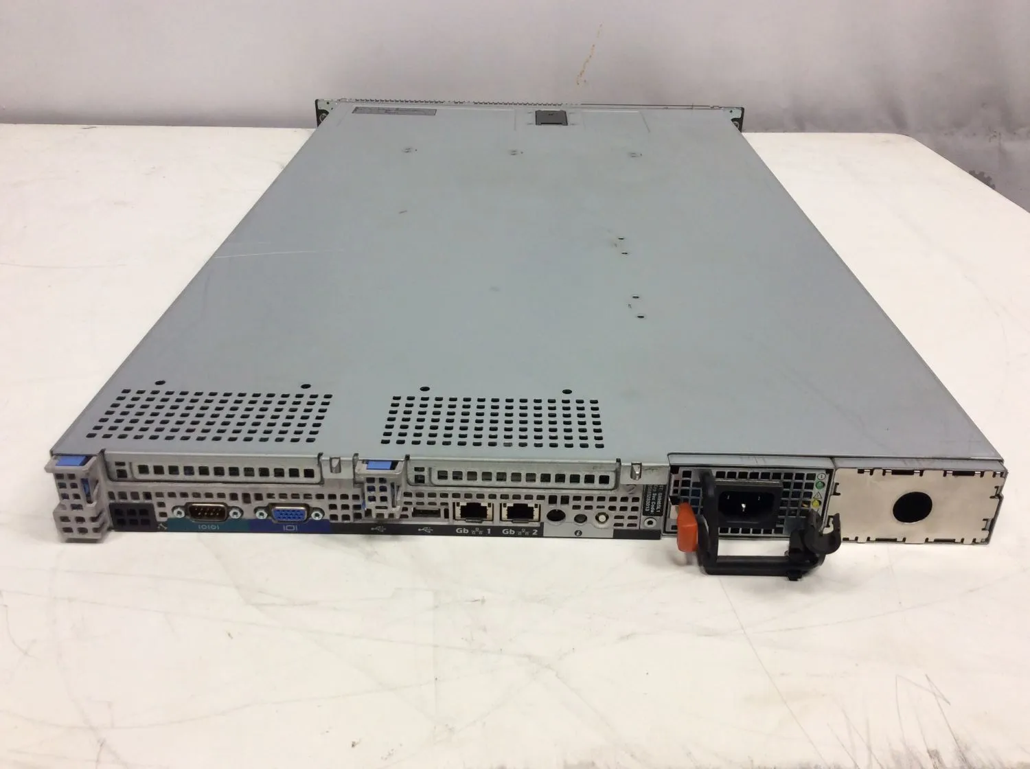 Dell PowerEdge 1950 Server w/bezel & key 2 quad-core Xeon 2.5GHz E5420 CPUs