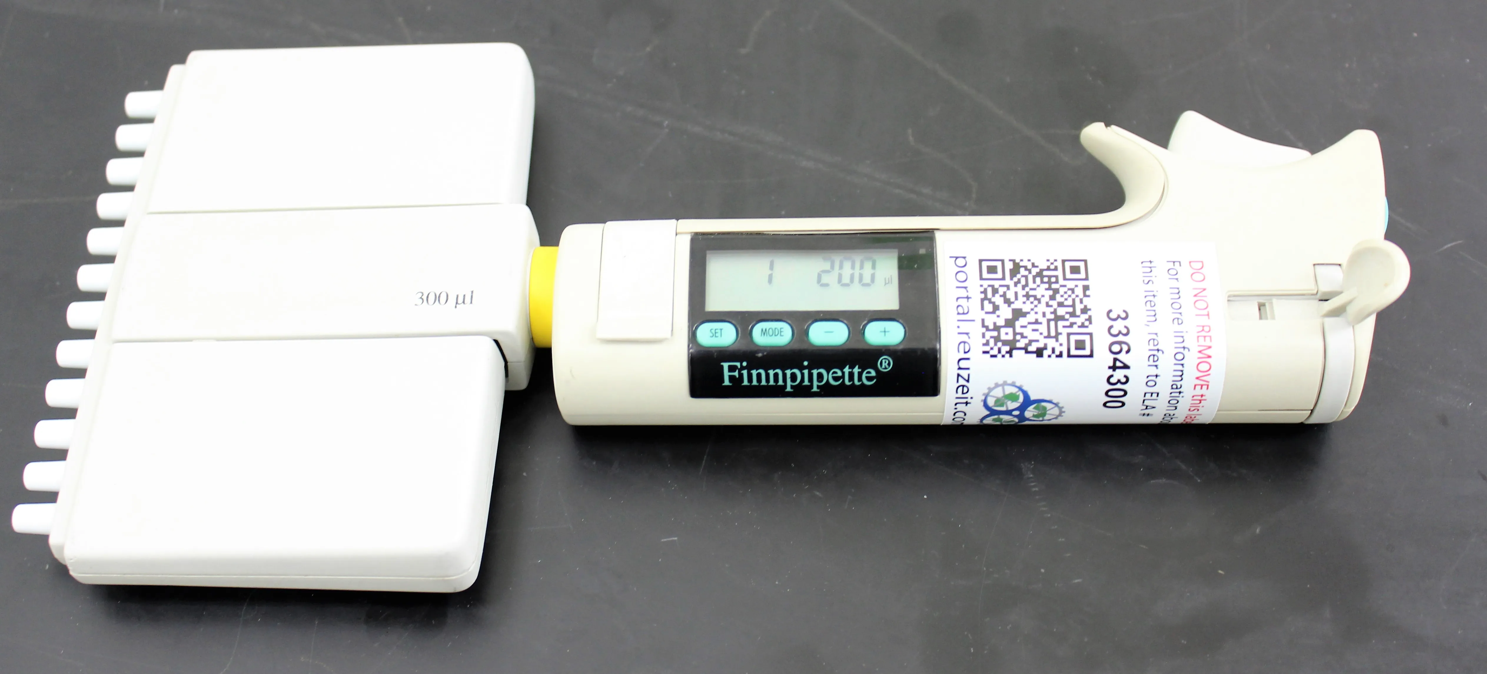 Thermo Labsystems Finnpipette BioControl 12 Channel Digital Multichannel Pipette 300 uL