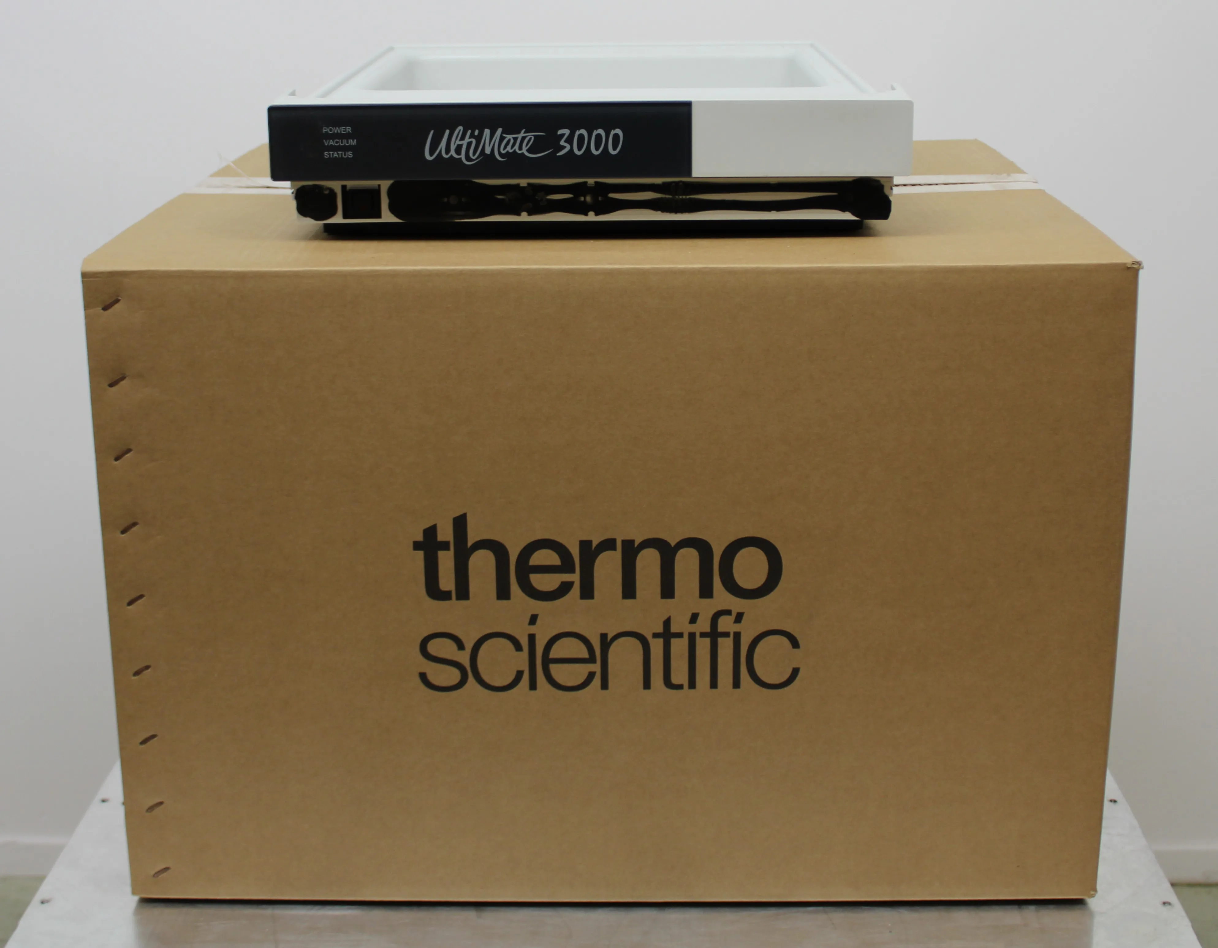 Thermo Scientific SRD-3600 Solvent Degasser