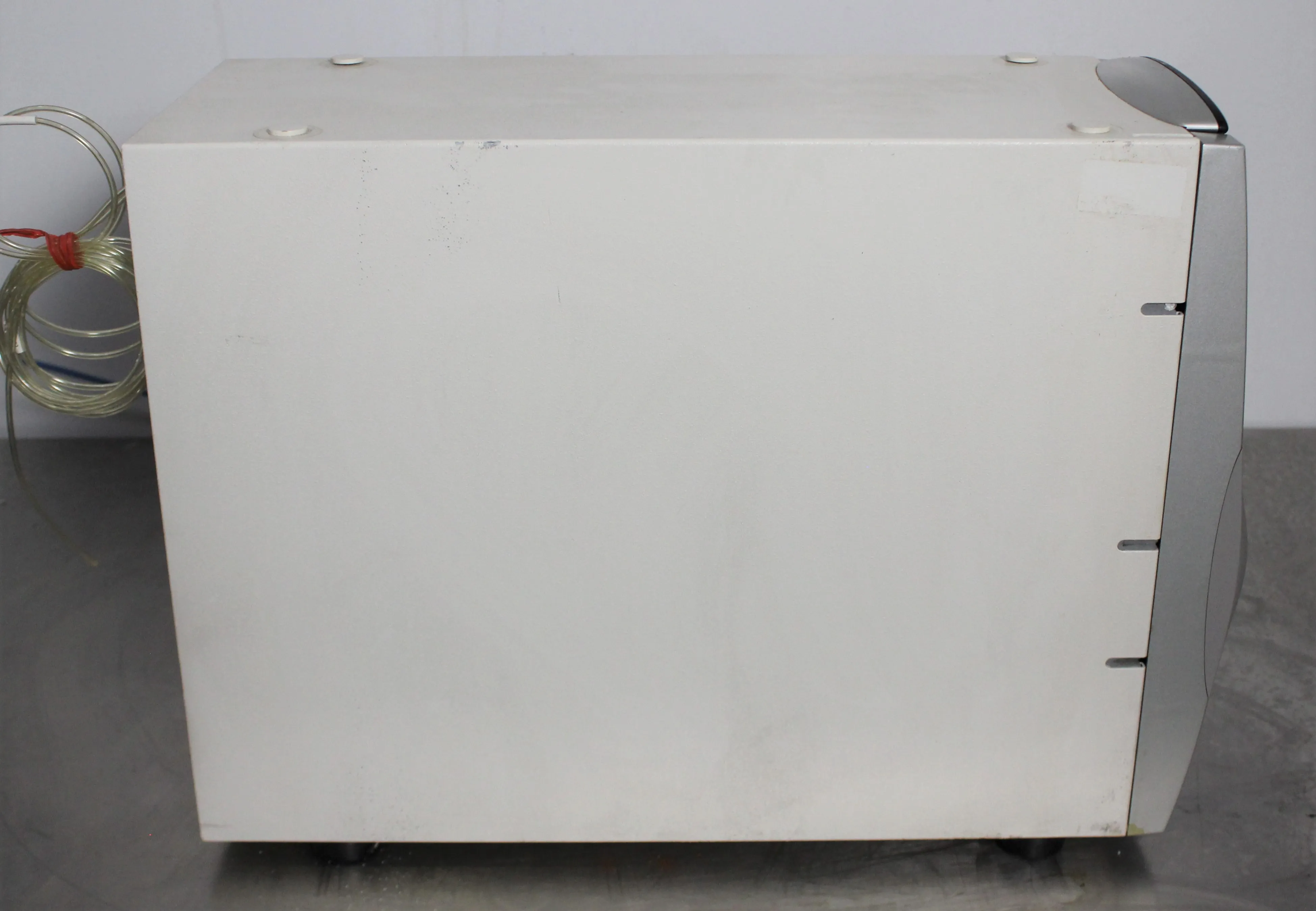 Dionex EG-1 Eluent Generator Module HPLC Detector 60Hz/120V-220V 50Hz/60Hz 50lbs 22in x 9in x 16in