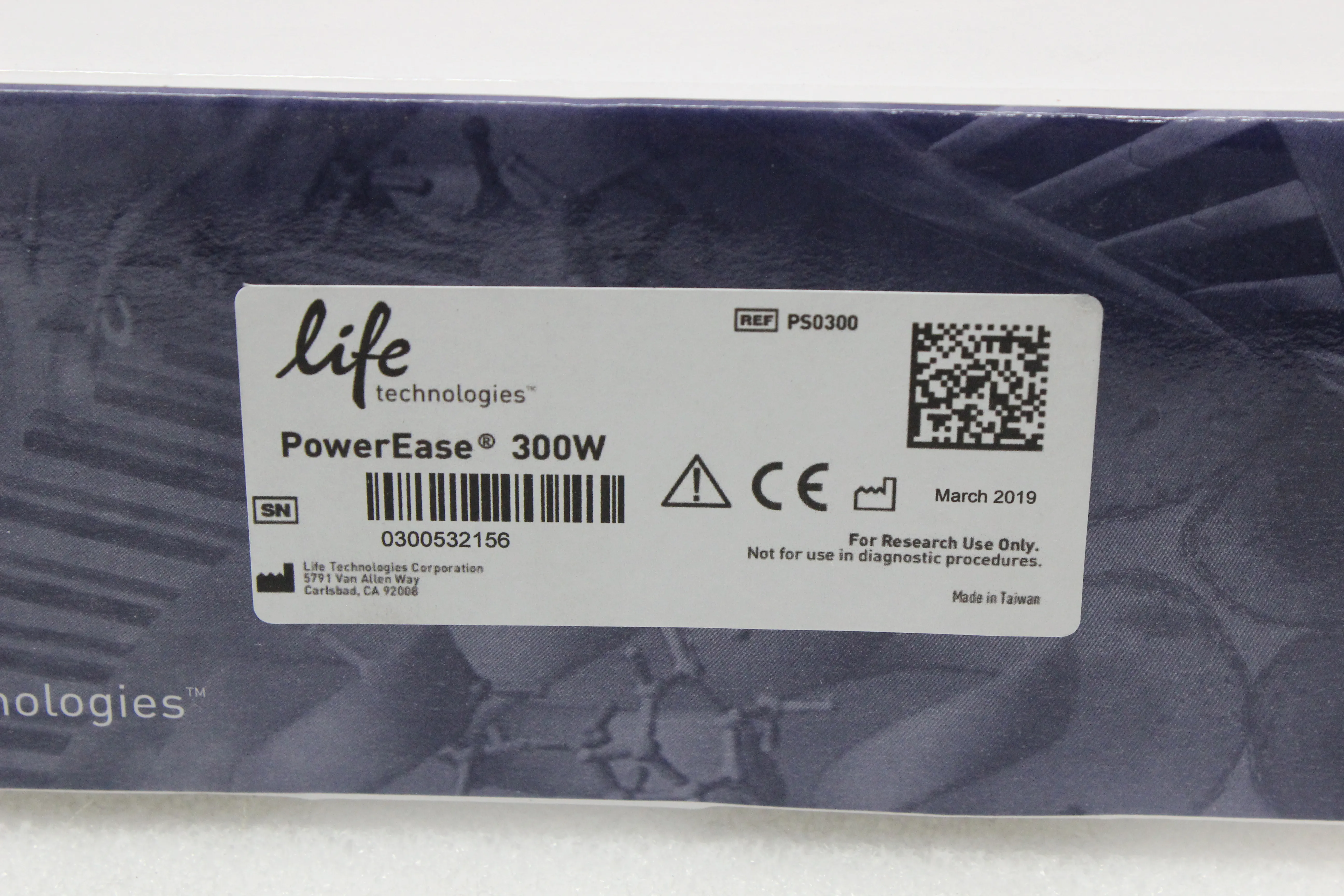 Life Technologies PowerEase 300W PS0300 Programmable Power Supply