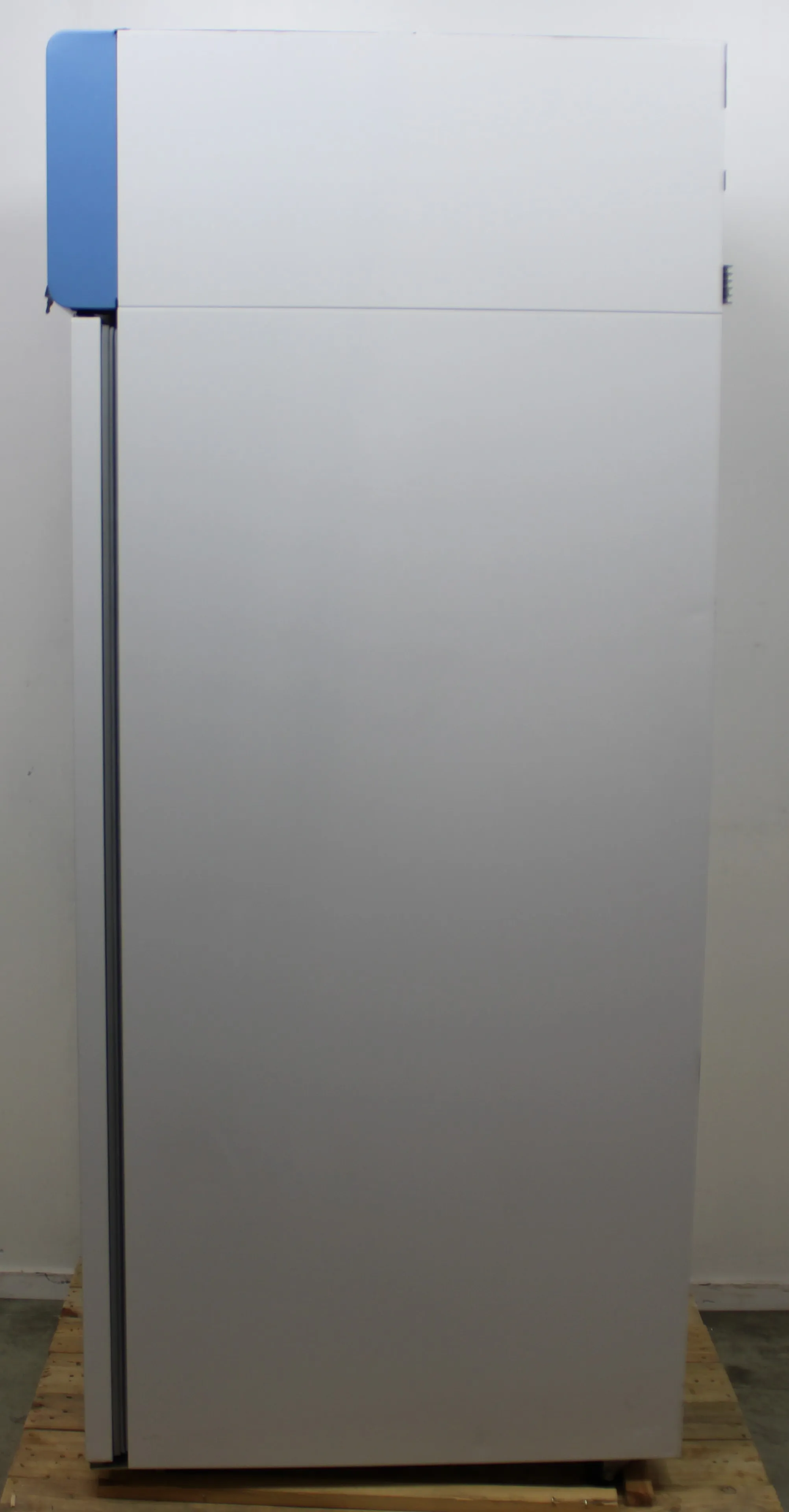 Thermo Fisher Scientific Revco UGL2320V Ultra Low Freezer 659L 4 Shelves Used