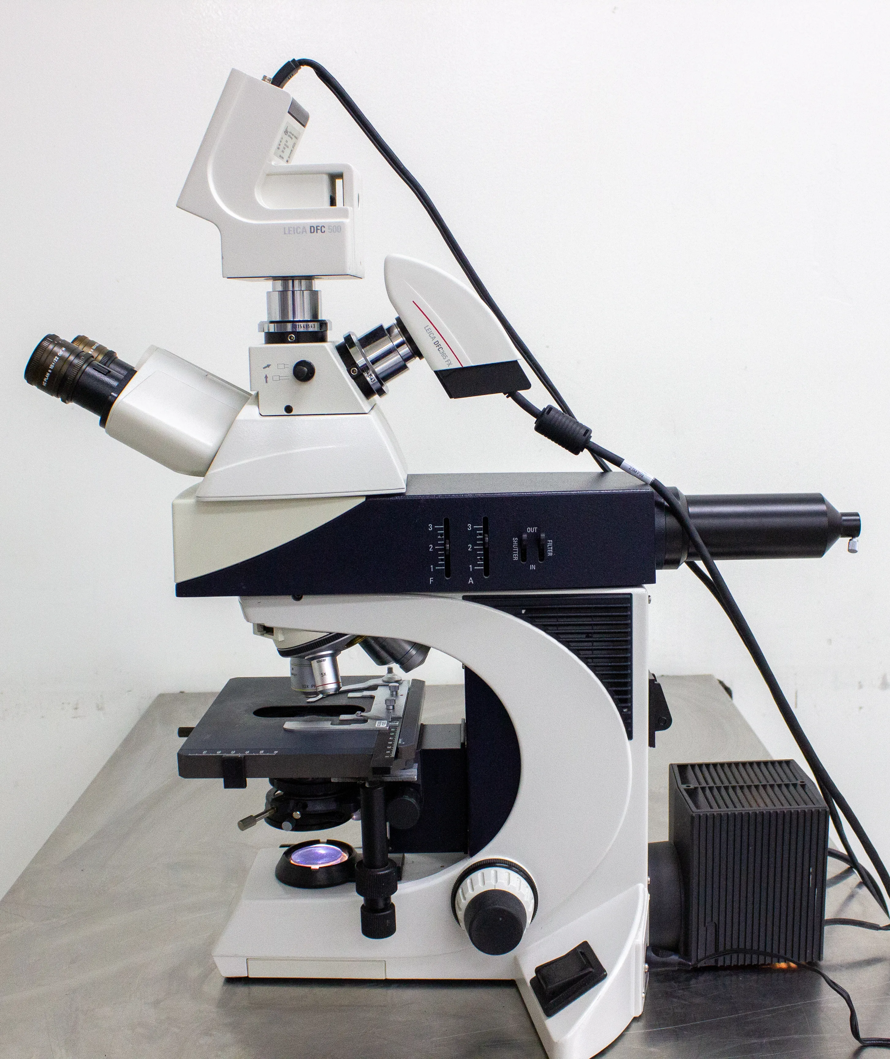 Leica DMLB 100S Microscope w/ DFC365 FX & DFC500 Camera