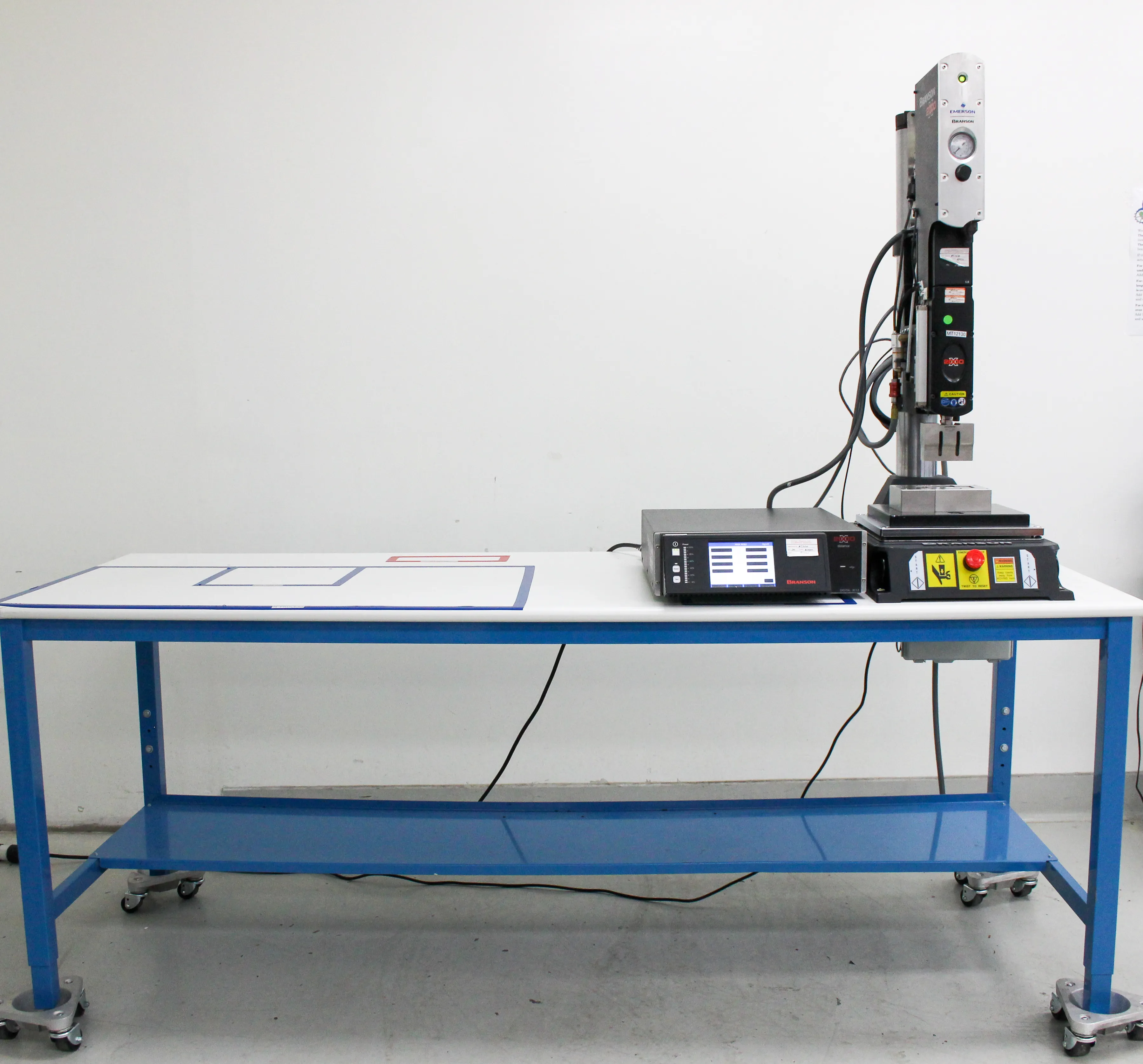 Branson 2000X AED& 2000 XDT Series Ultrasonic Welding System Actuator with Worktable