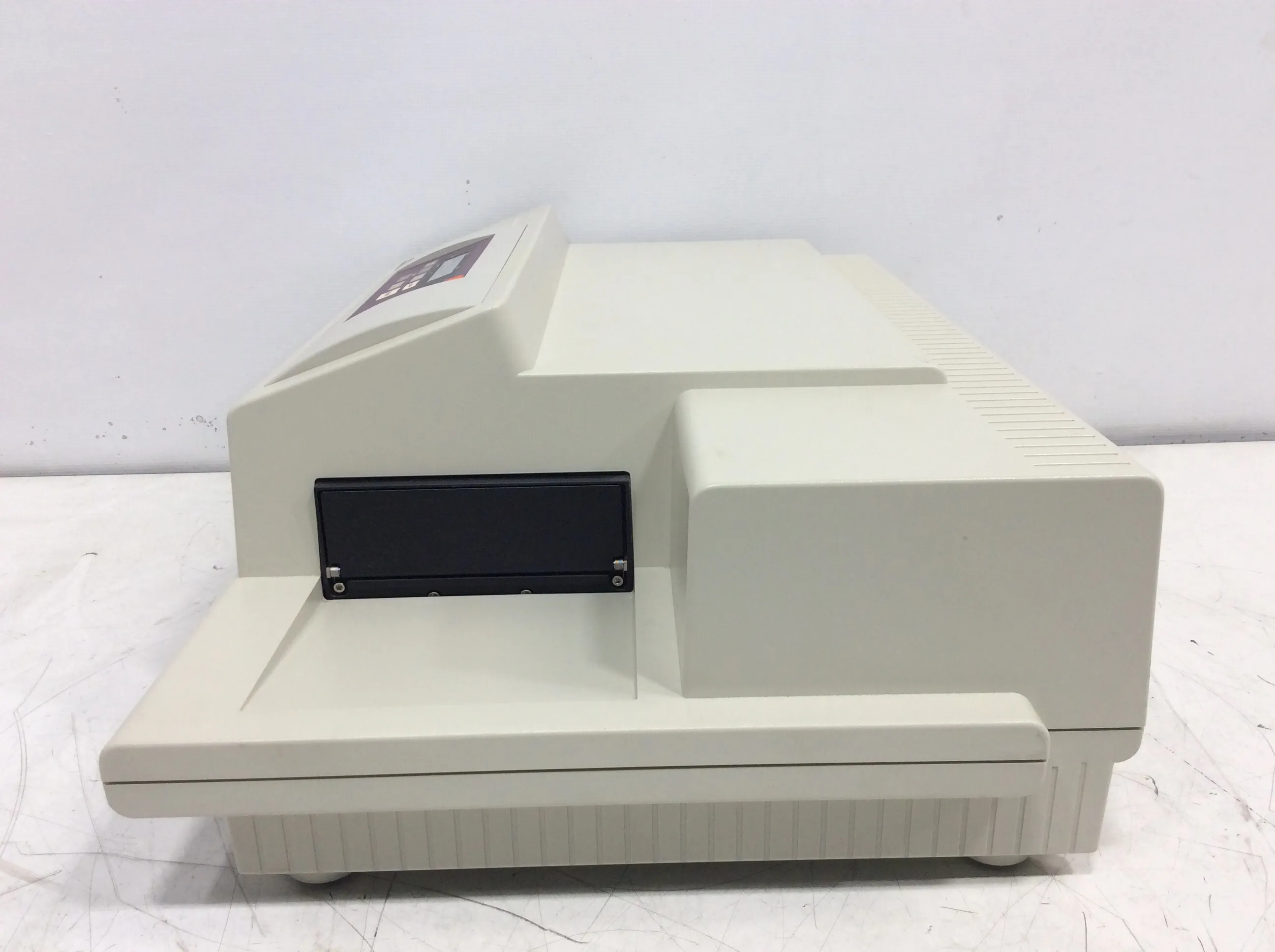 Molecular Devices Spectramax 384 340PC Microplate Reader