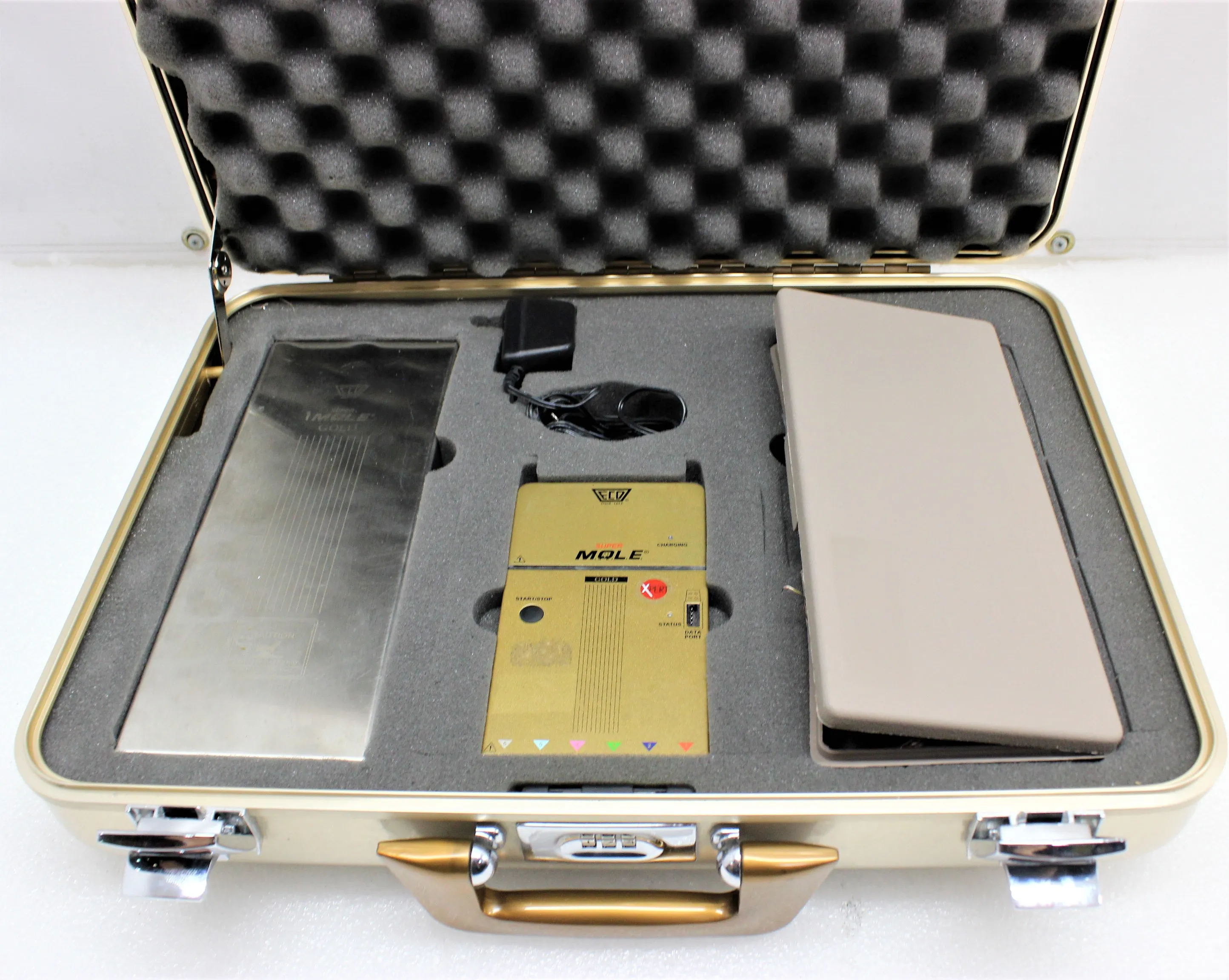 SuperM.O.L.E. Gold Profiler - Thermal Logger 6 Monitored Thermocouple Channels