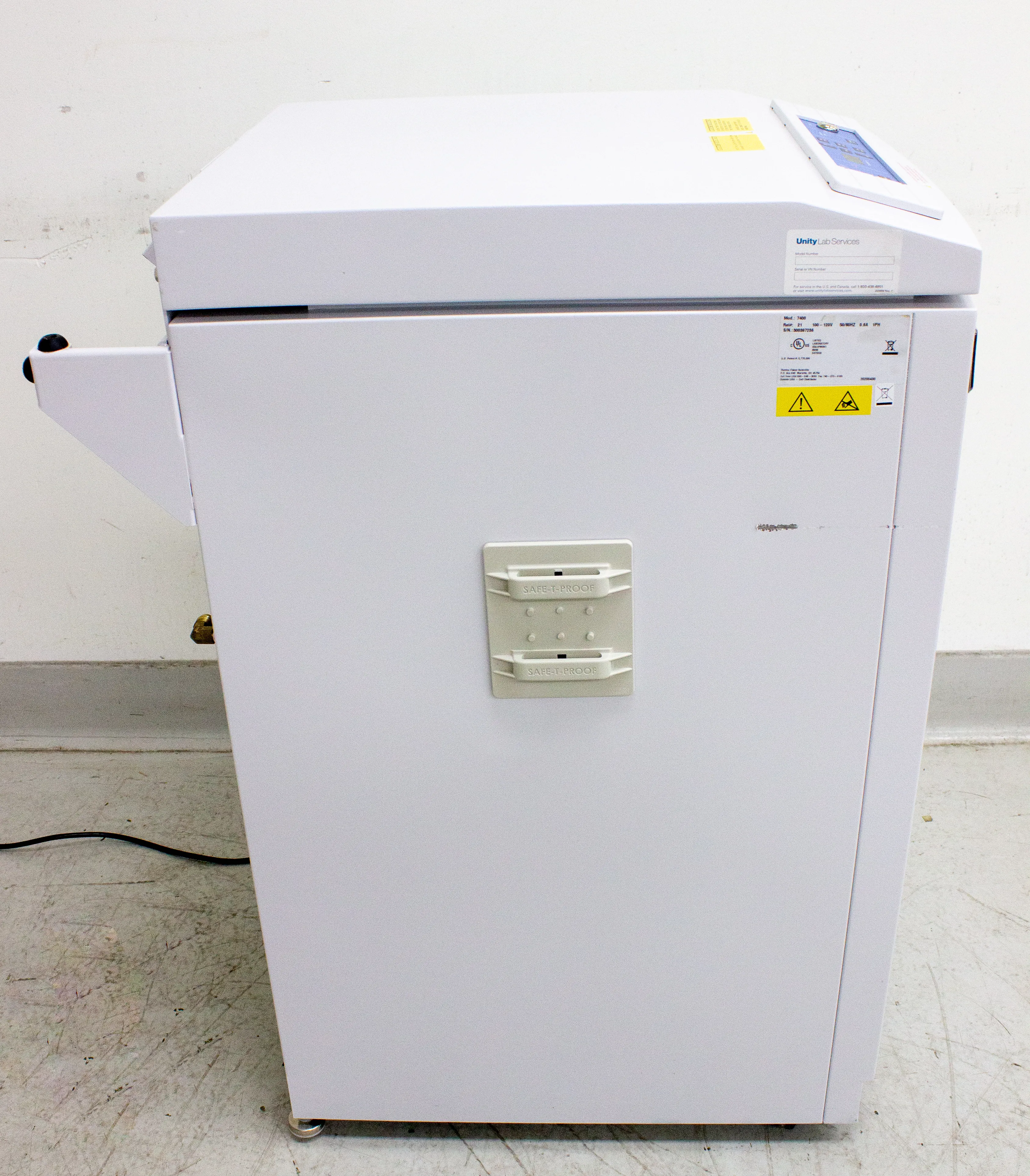 Thermo Scientific CryoPlus1 Liquid Nitrogen Storage System Model 7400 - Used