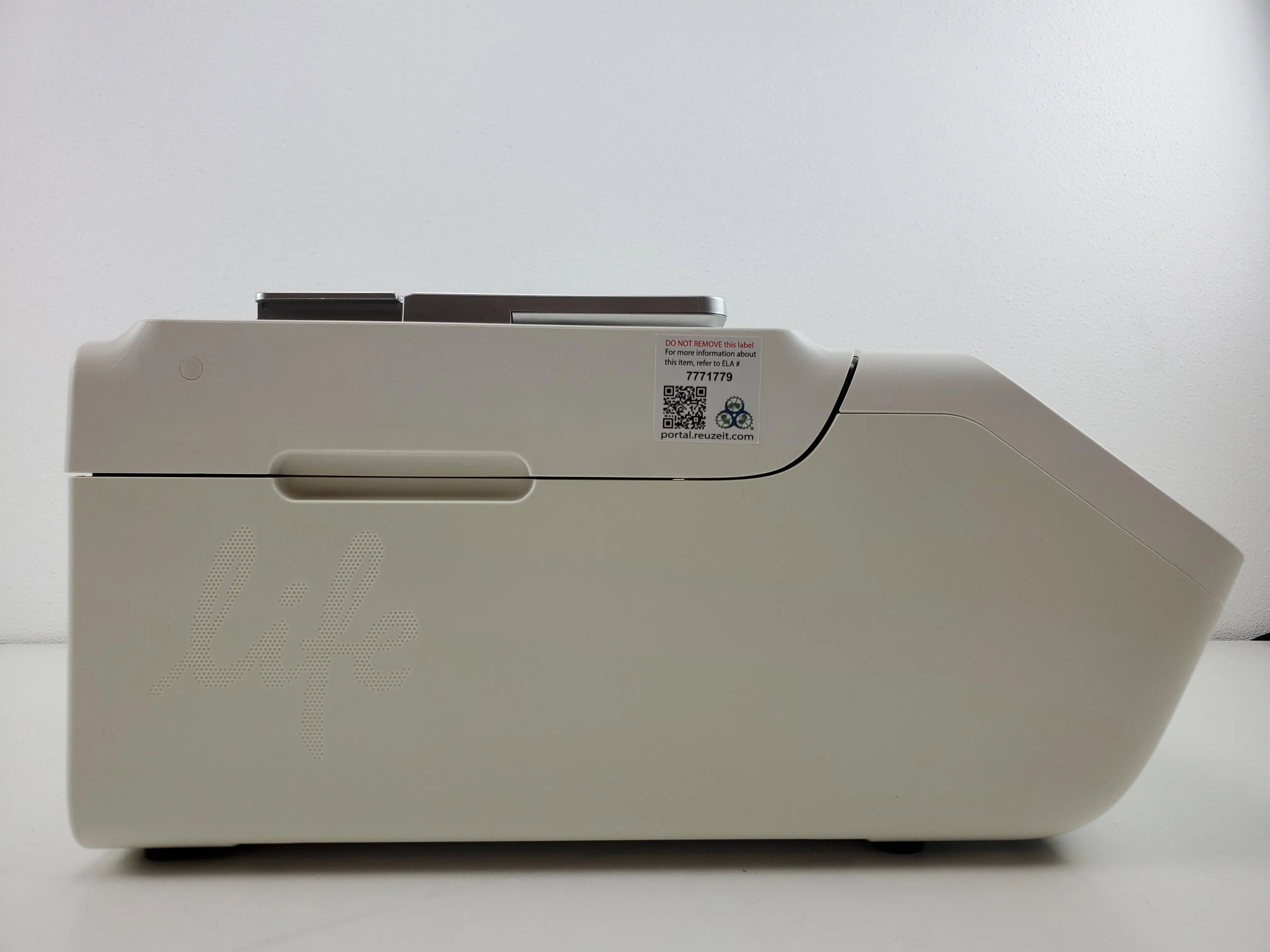 Applied Biosystems ProFlex 3x 32-Well Sample Block PCR System Model 4483636