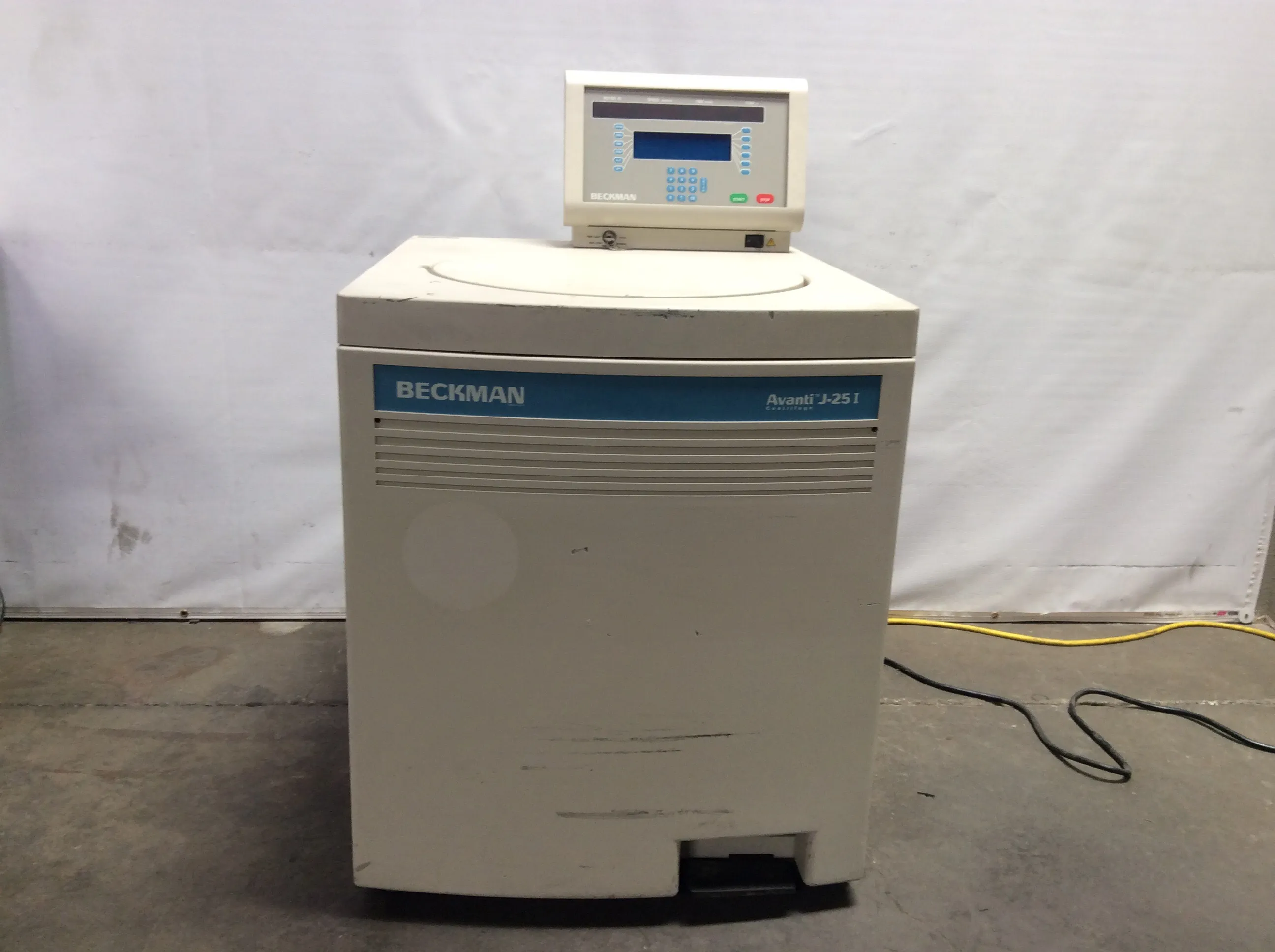 Beckman Avanti J-25i Floor-model, Refrigerated Ultracentrifuge