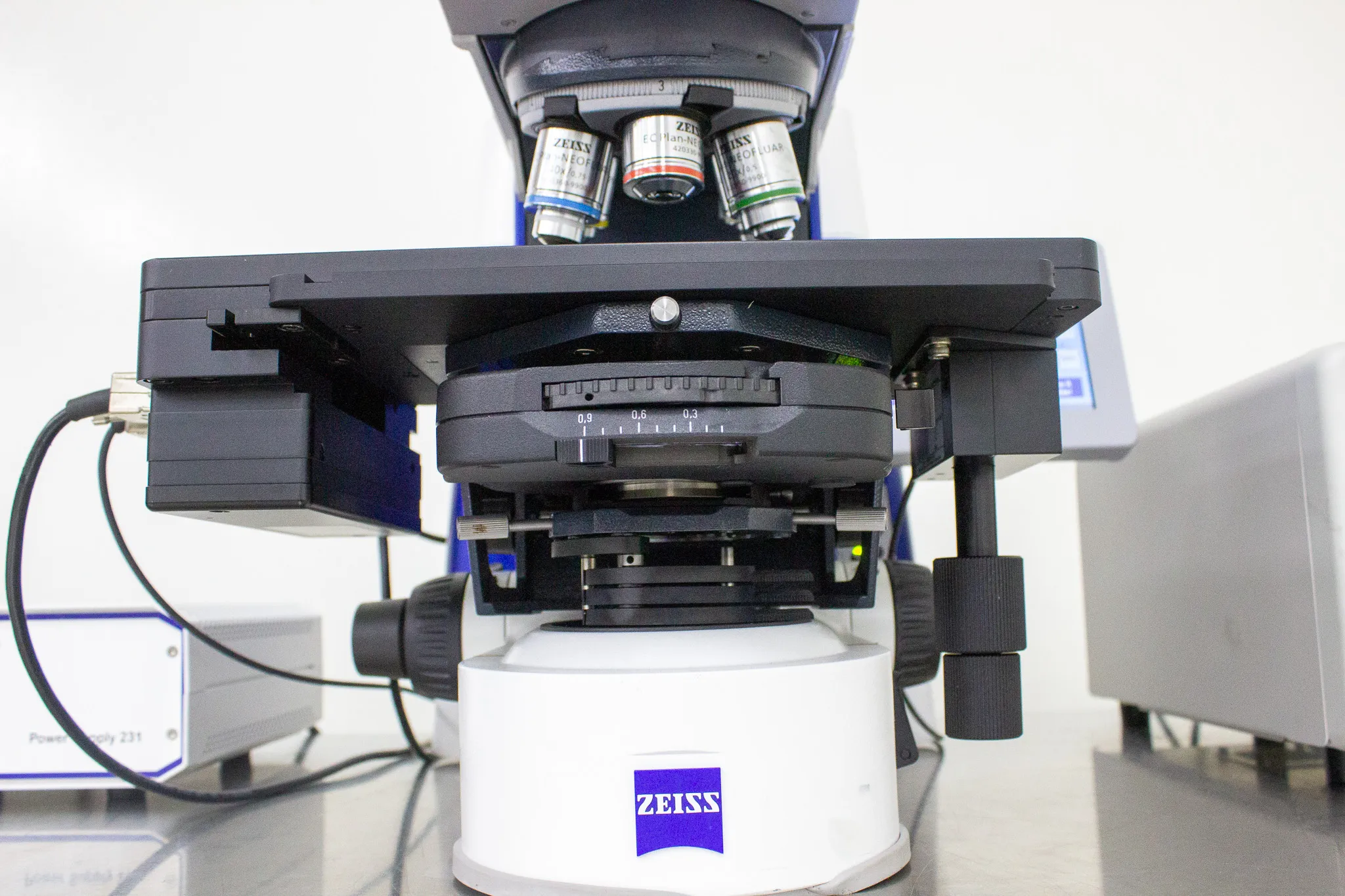 Zeiss Axio Imager M1 Motorized Microscope with Objectives & X-Cite Series 120Q Fluorescence Illuminator