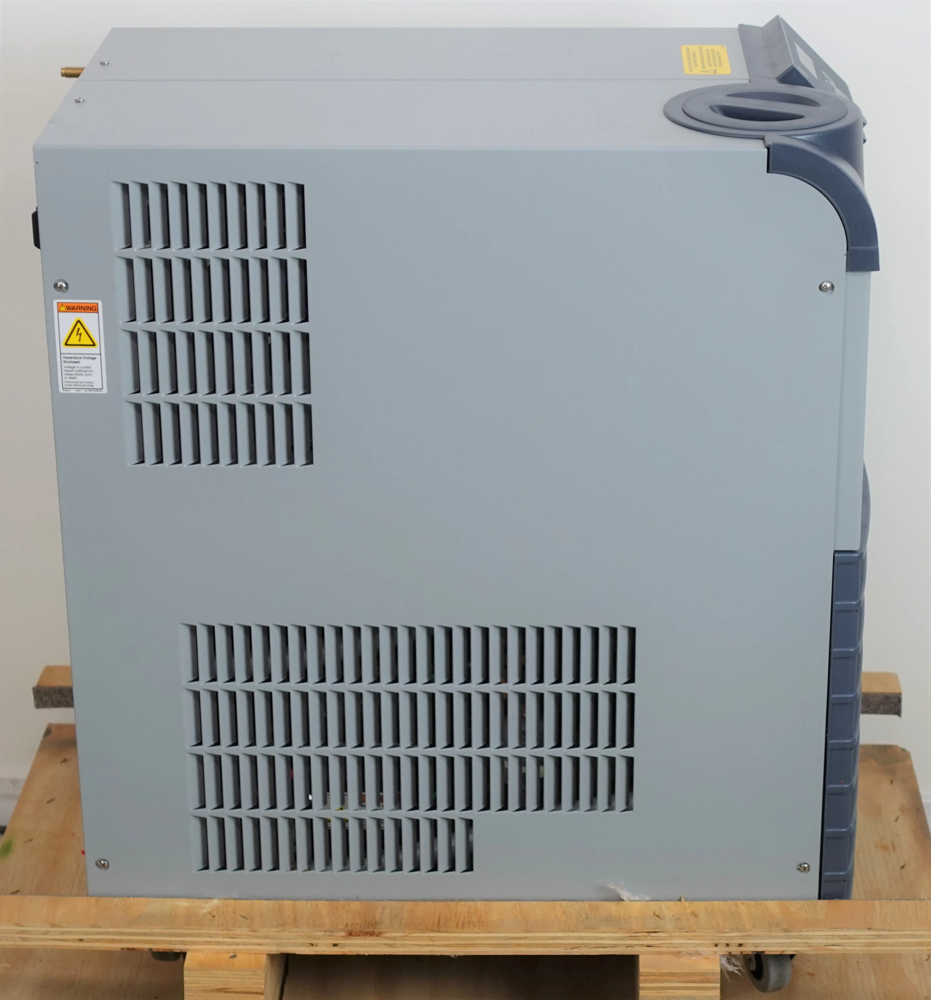 Thermo Scientific ThermoFlex TF1400 Recirculating Chiller - Used Cryofreezer - Thermo Fisher Scientific