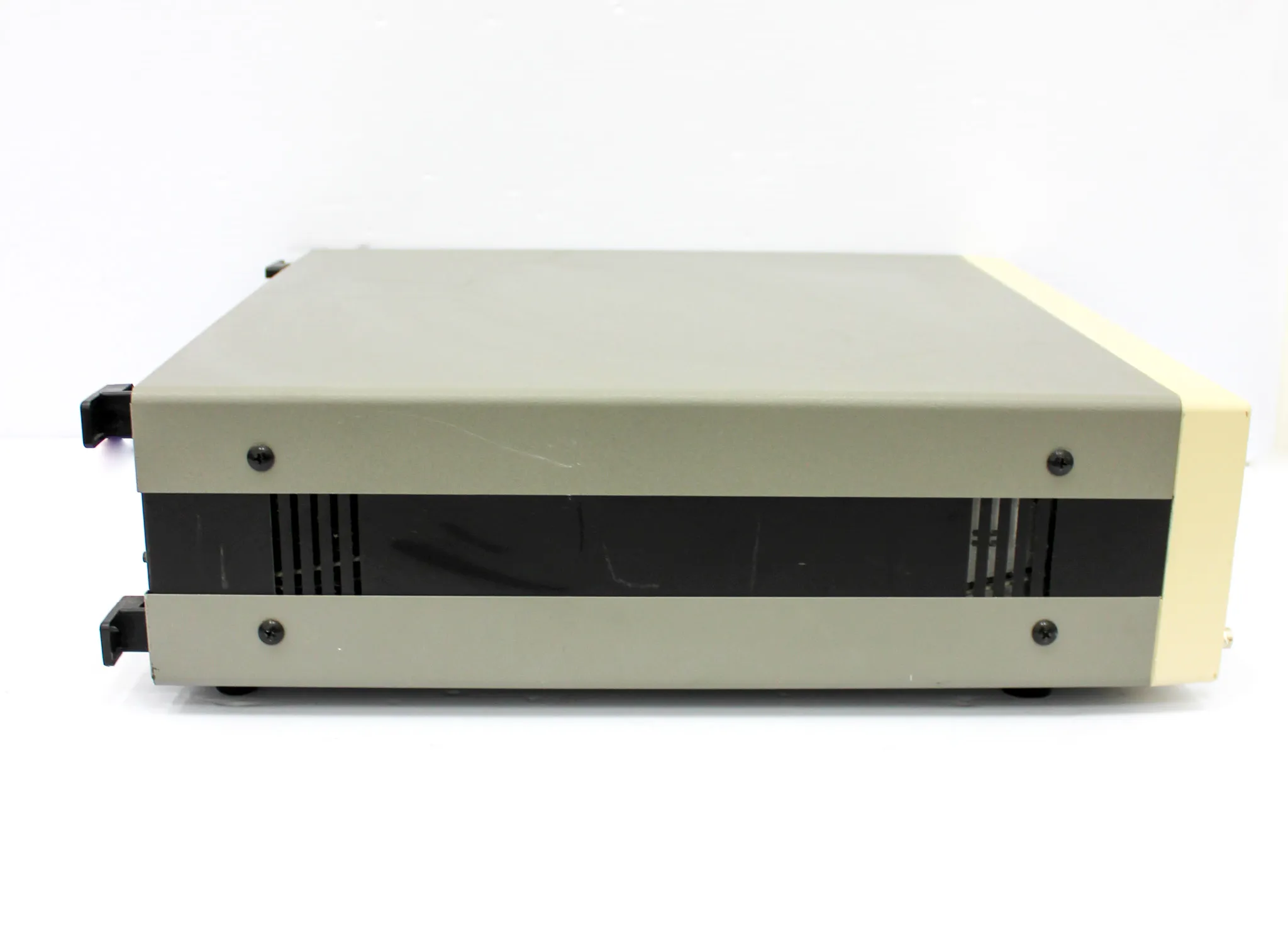 Stanford Research Systems Model: SR830 DSP Lock-In Amplifier