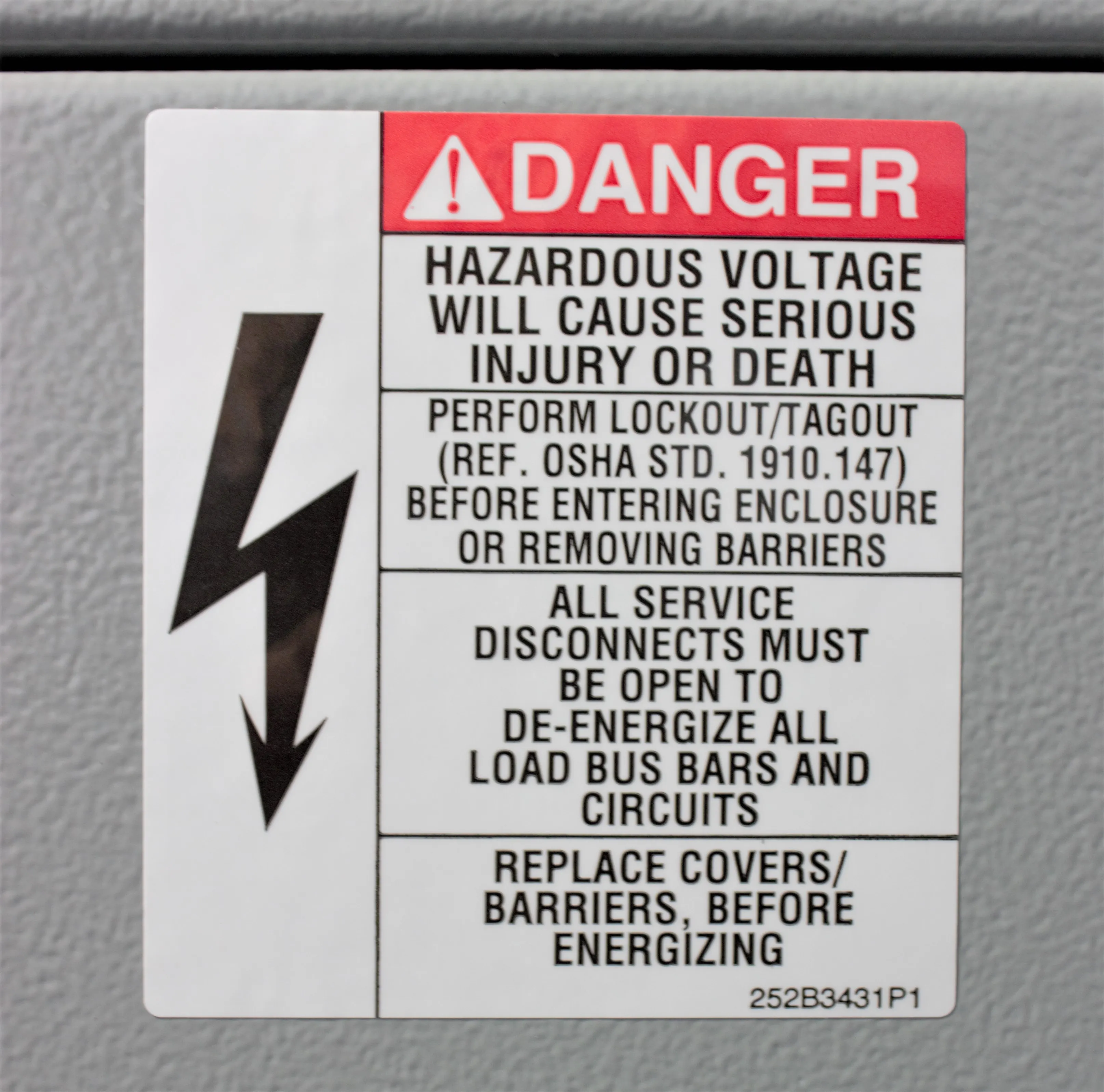 GE and ABB ReliaGear next SwitchBoard Panel 600V