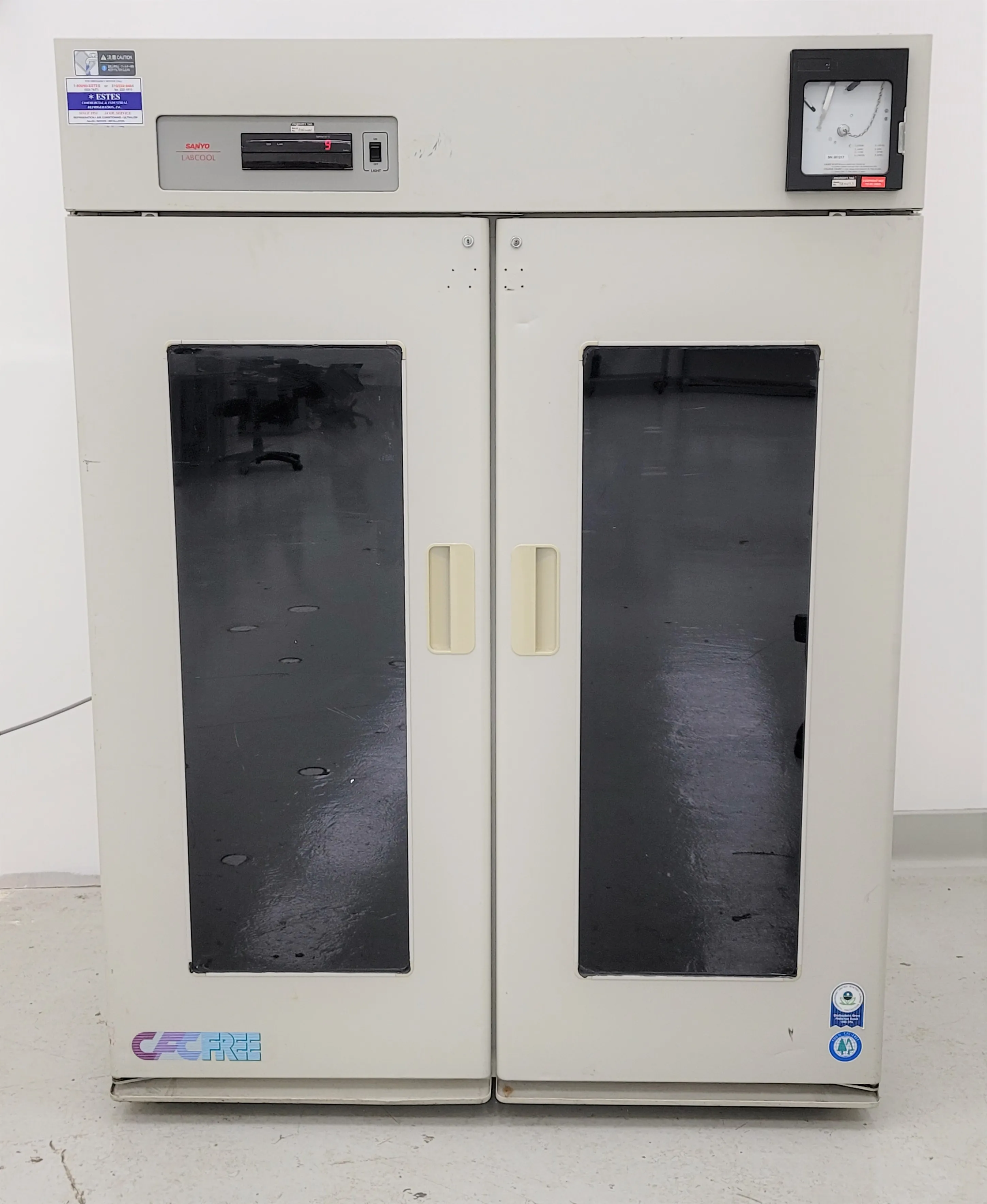 Sanyo MDF-U536 Biomedical Freezer 482 L - AS/IS - Powers on but does not  get cold - 3370145