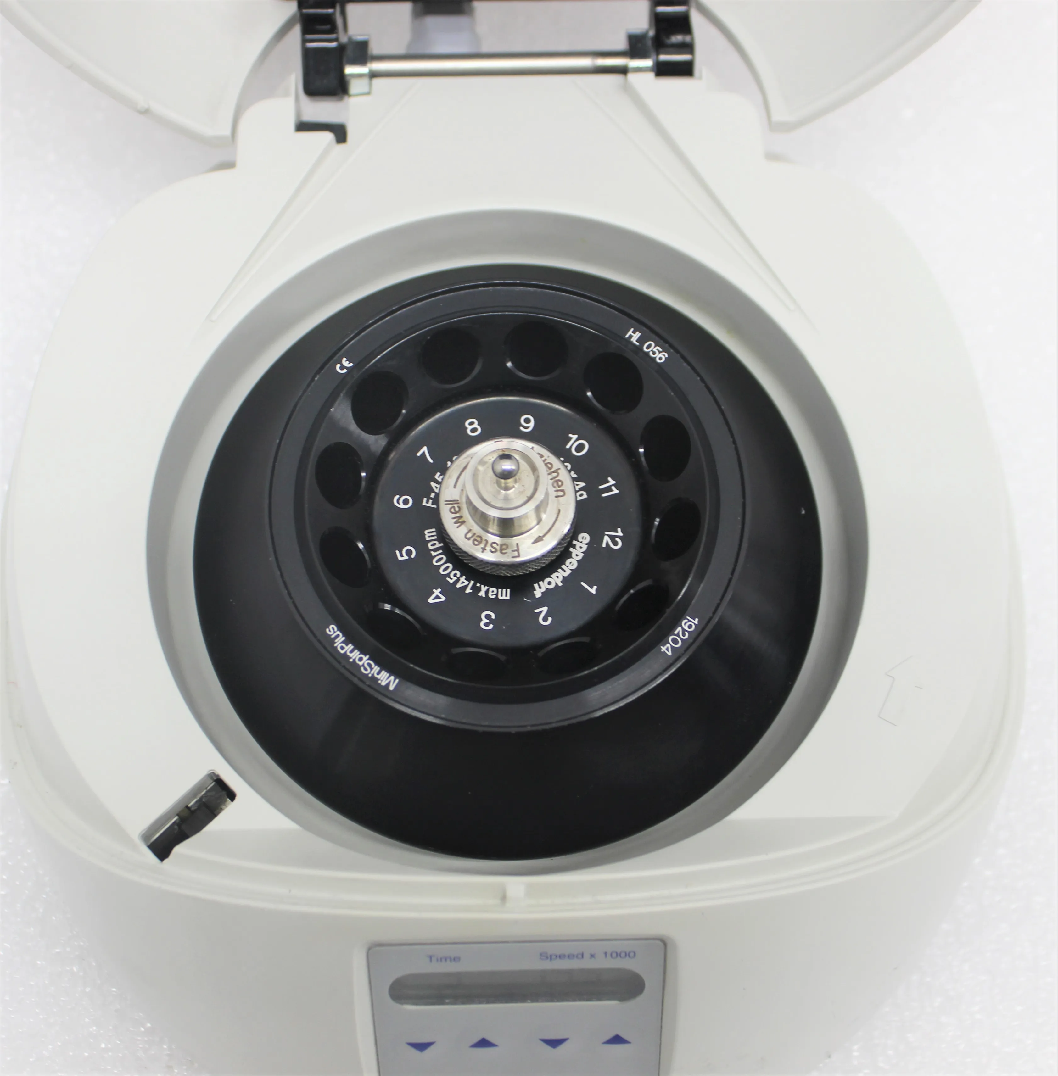 Eppendorf Mini Spin Plus Benchtop Centrifuge